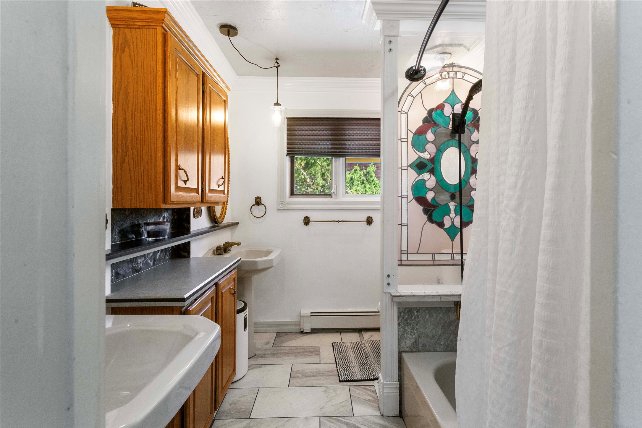 2212 Gladstone Avenue Property Photo 18