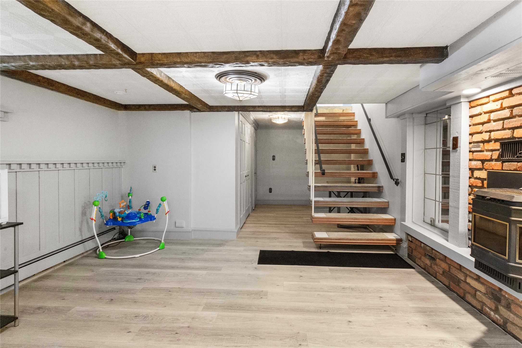 2212 Gladstone Avenue Property Photo 26