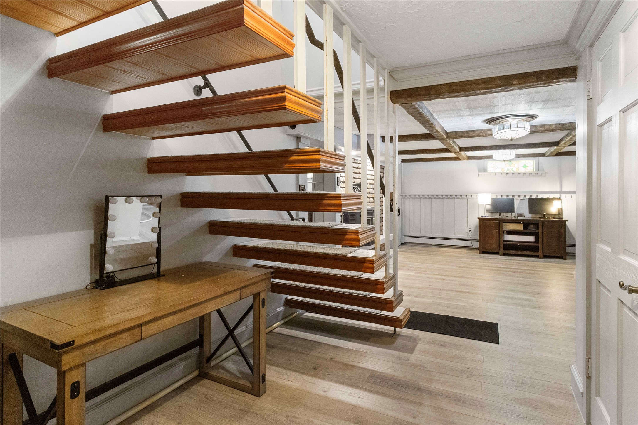 2212 Gladstone Avenue Property Photo 28