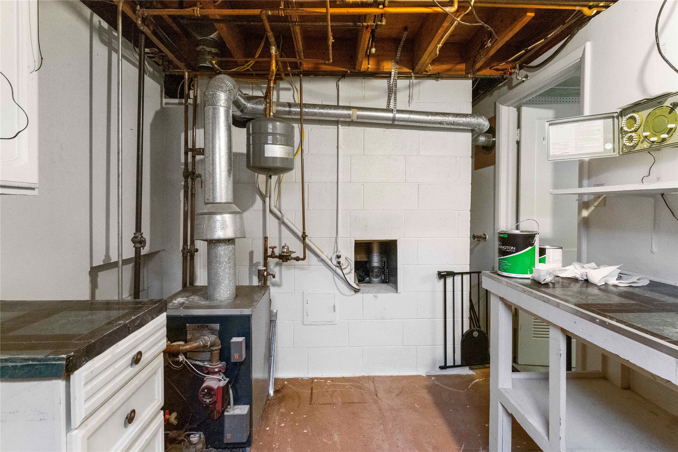 2212 Gladstone Avenue Property Photo 34