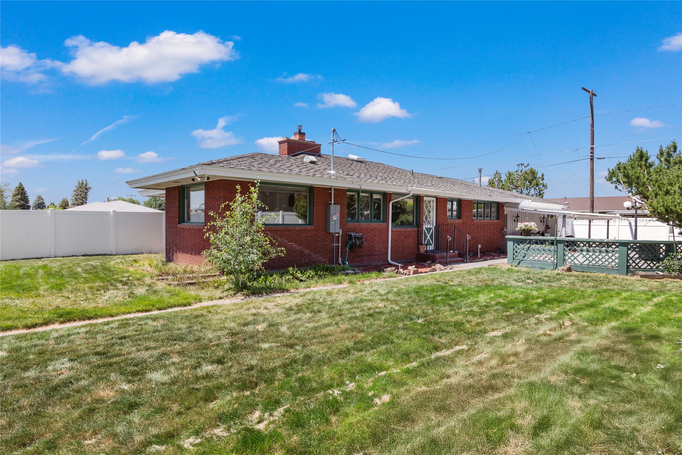 2212 Gladstone Avenue Property Photo 41