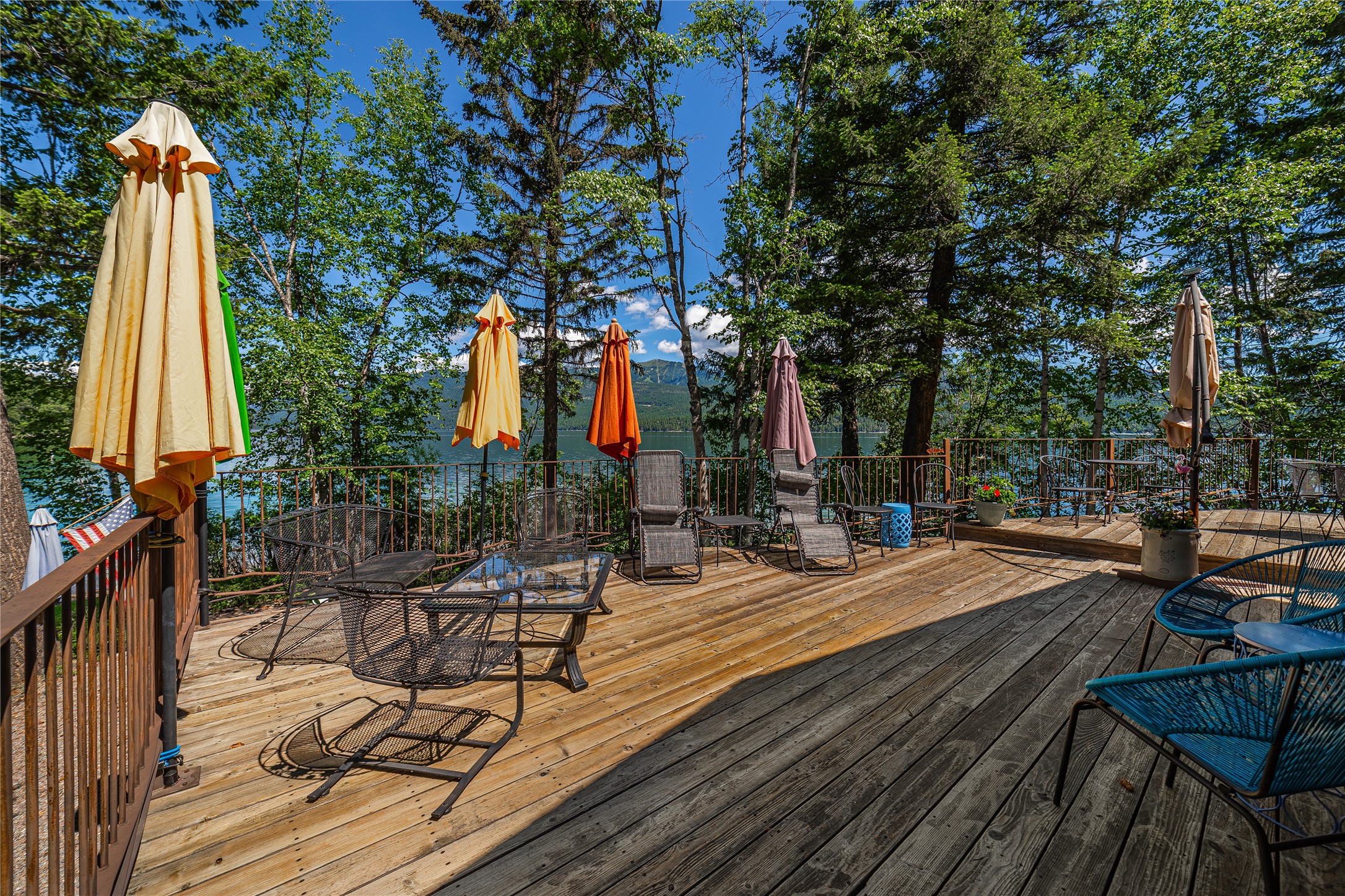 1825 W Lakeshore Drive Property Photo 17