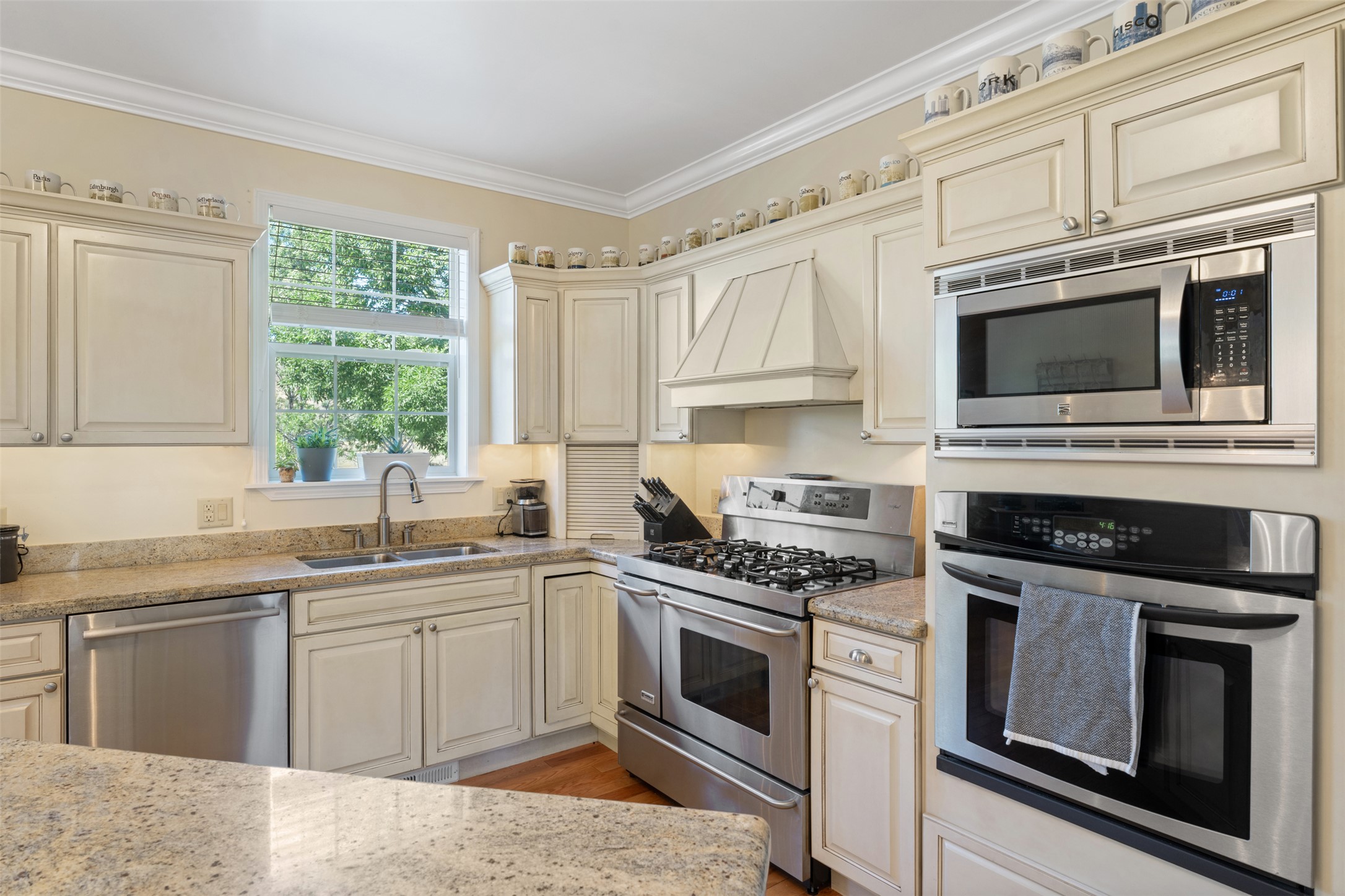 8489 Wise River Road Property Photo 11