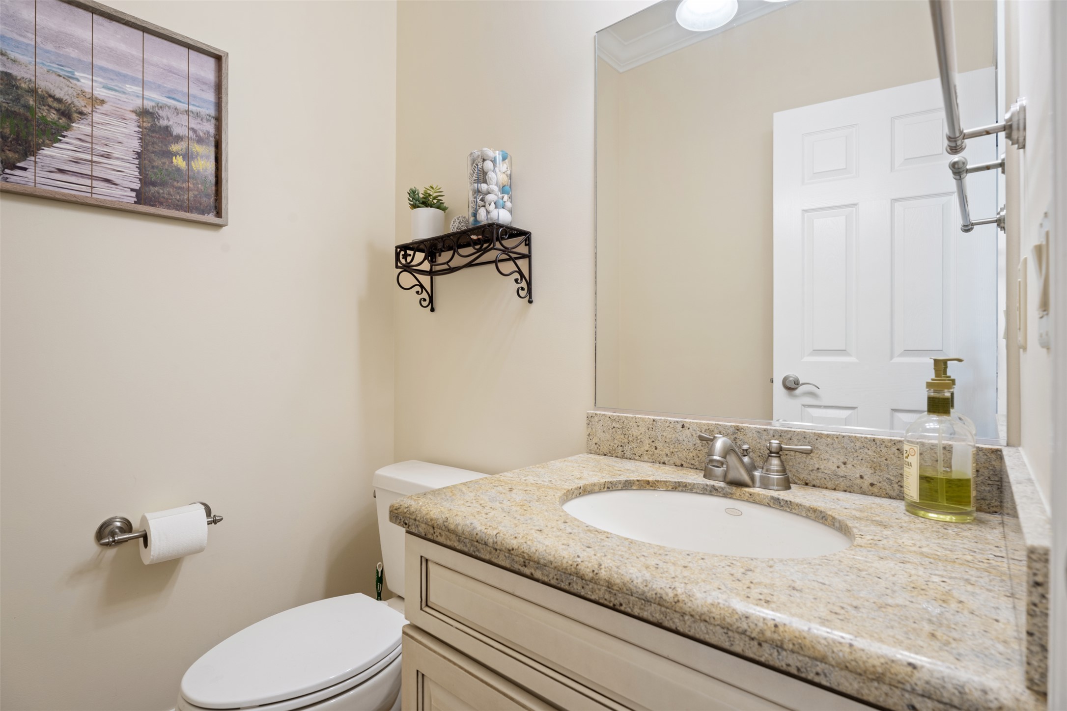 8489 Wise River Road Property Photo 13