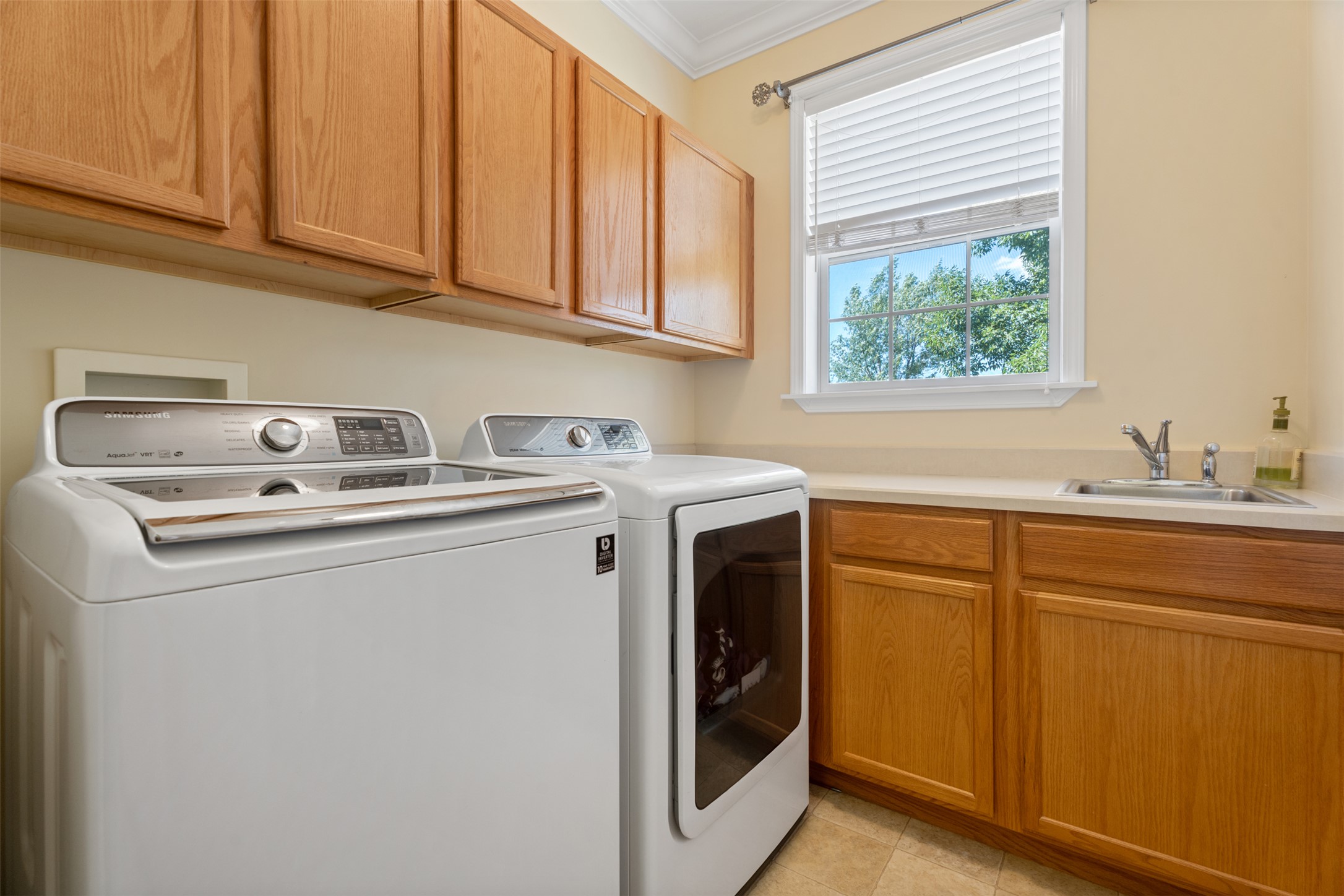 8489 Wise River Road Property Photo 14