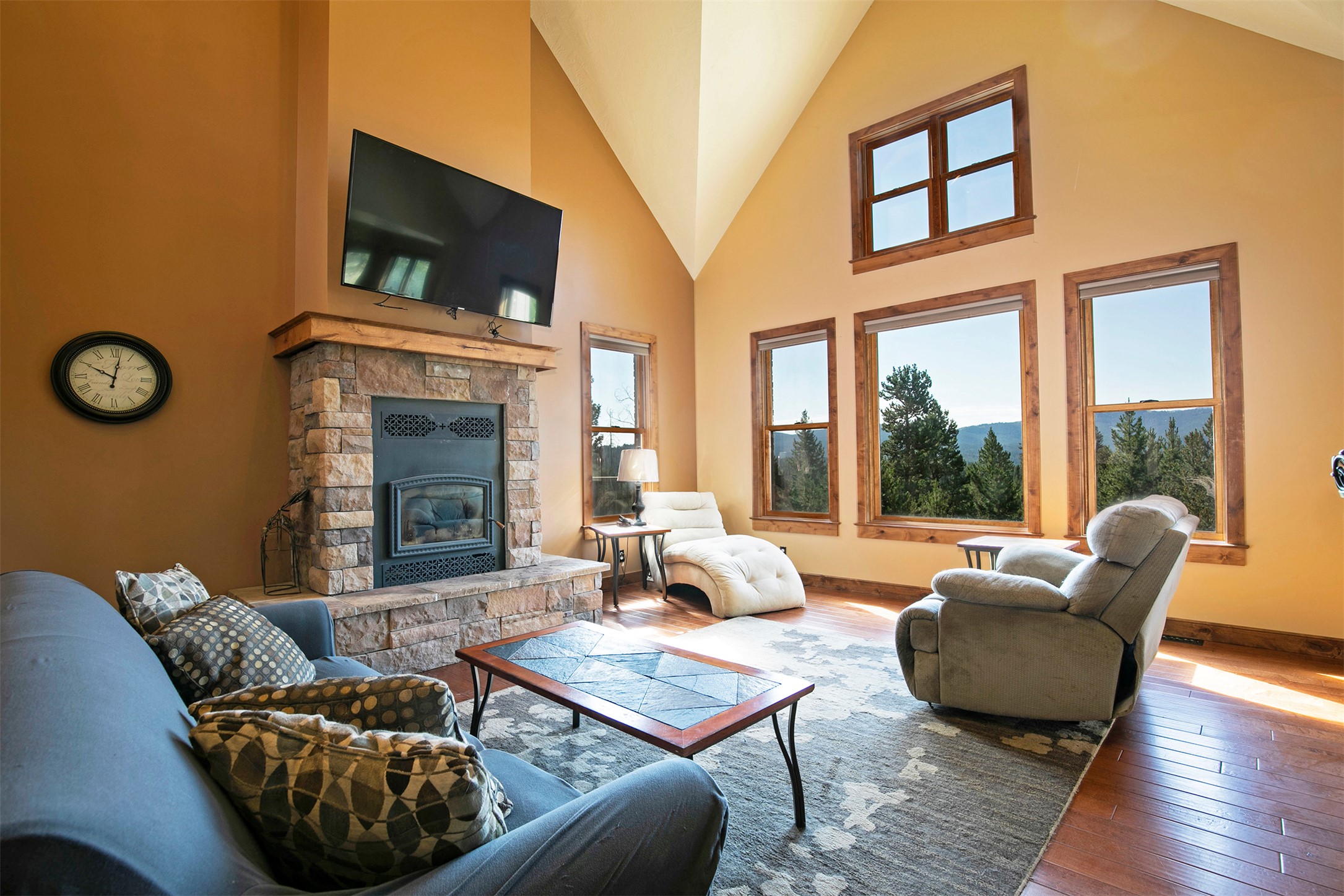 427 Roosevelt Drive Property Photo 5