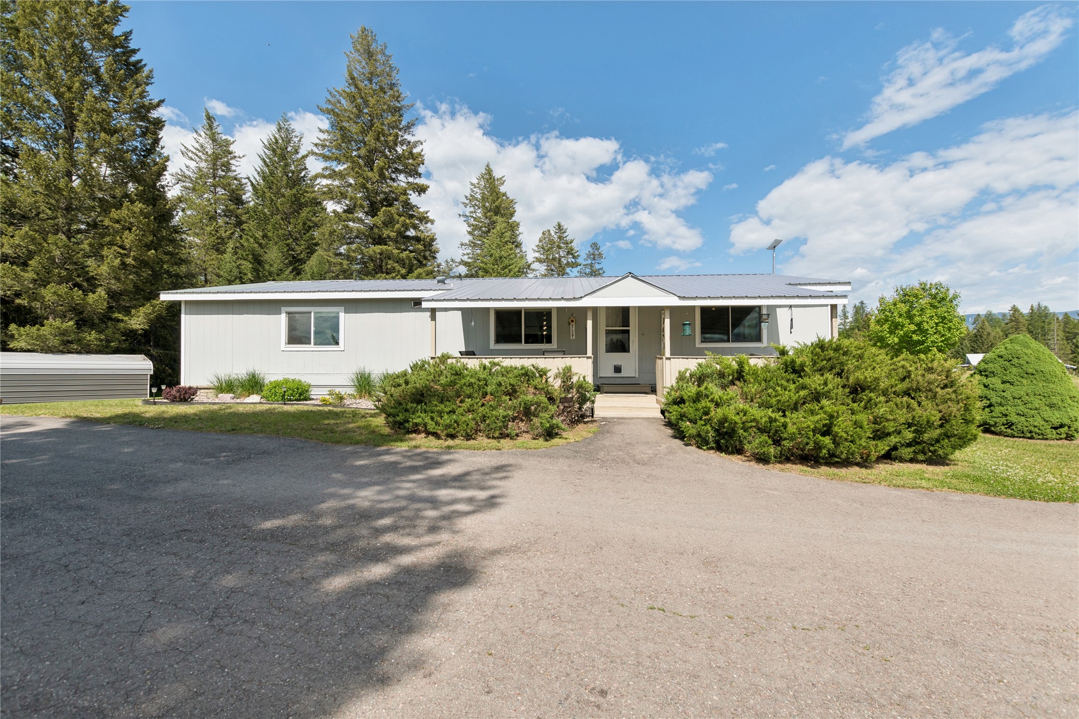 1995 Conn Road Property Photo 4