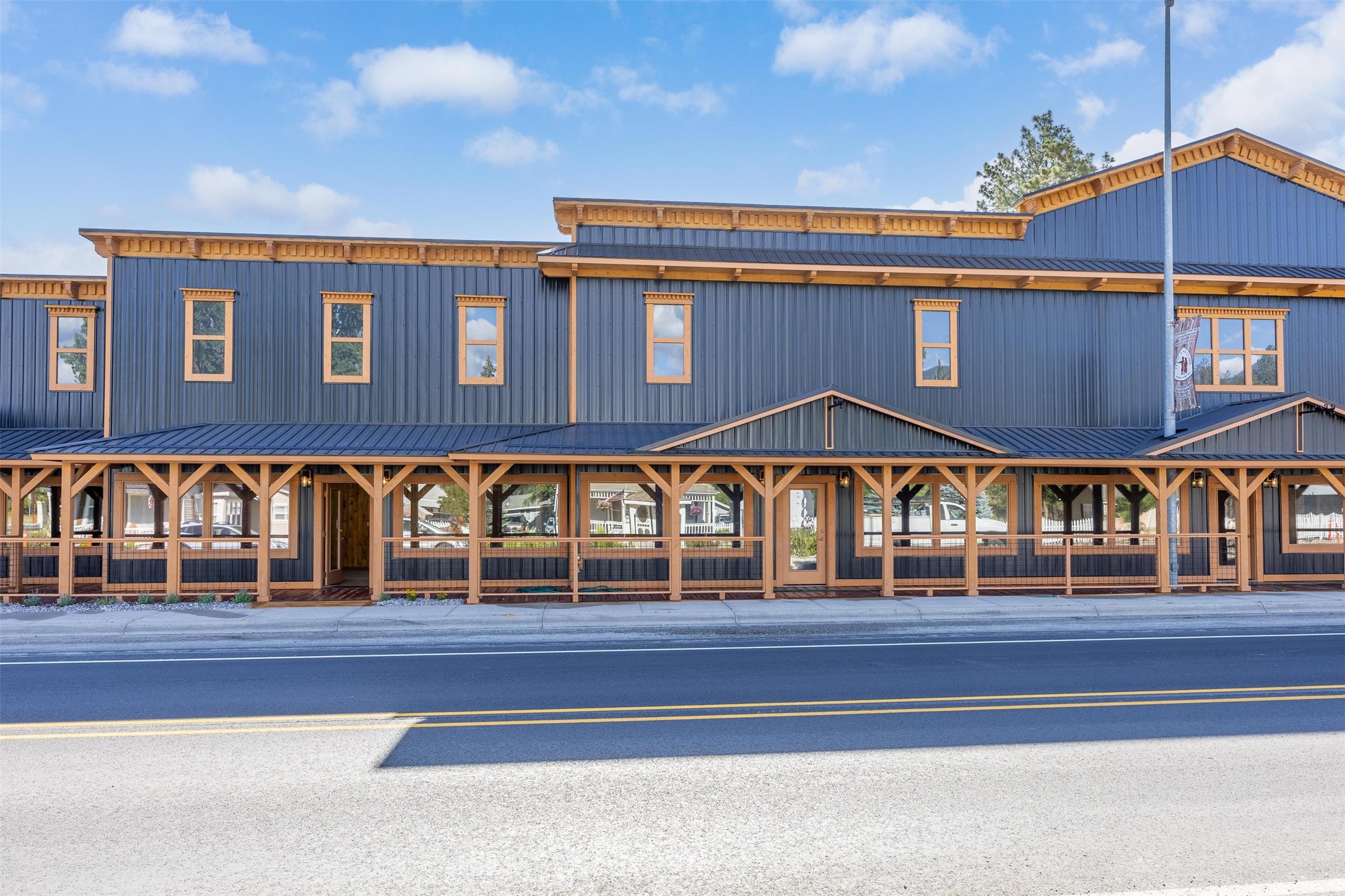 206 S Main Street Property Photo