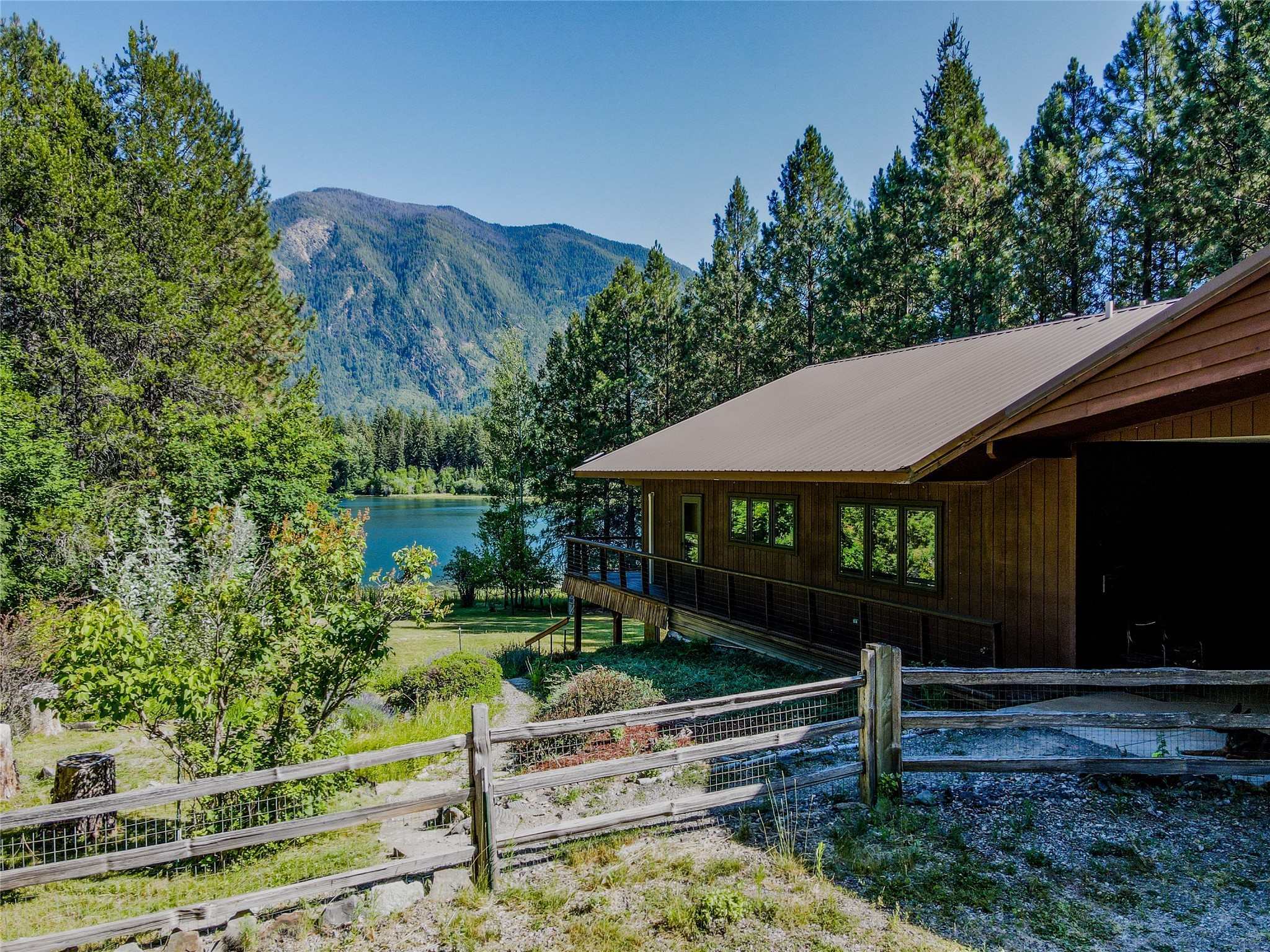 511 N Milnor Lake Road Property Photo 1