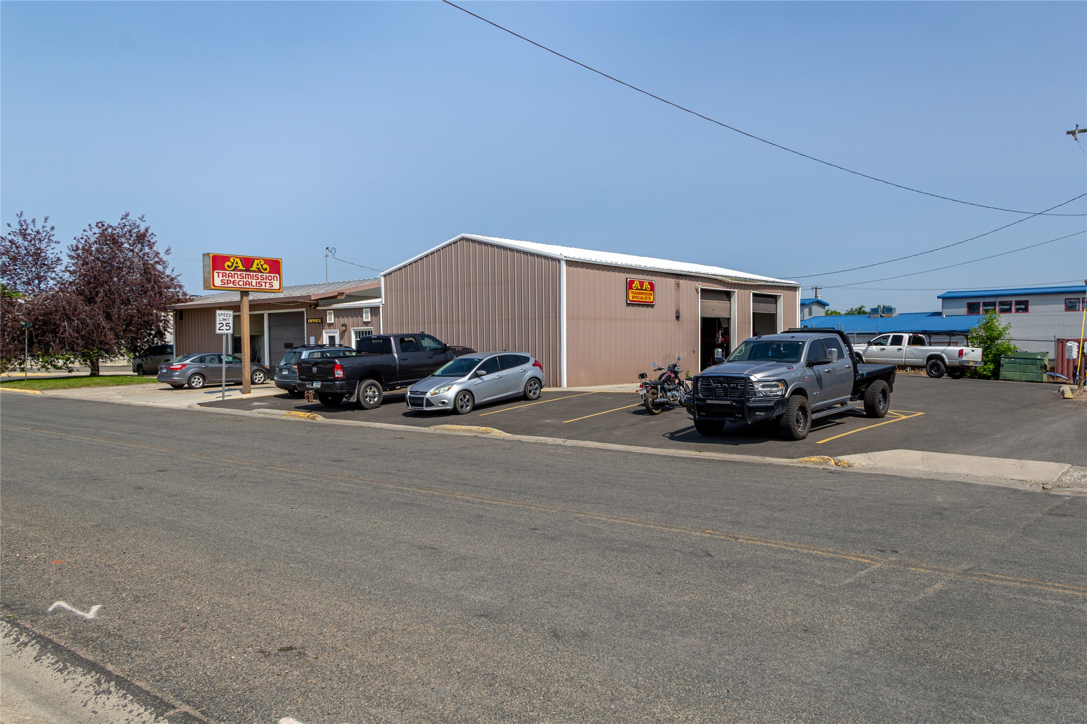 1100 Chestnut Street Property Photo 1