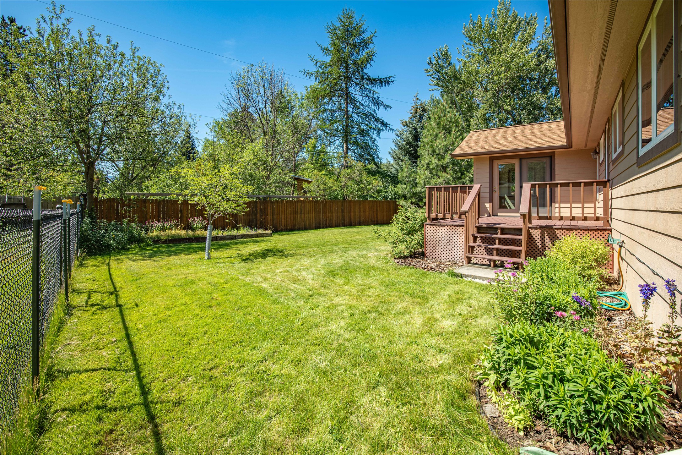 521 Arbor Drive Property Photo 7