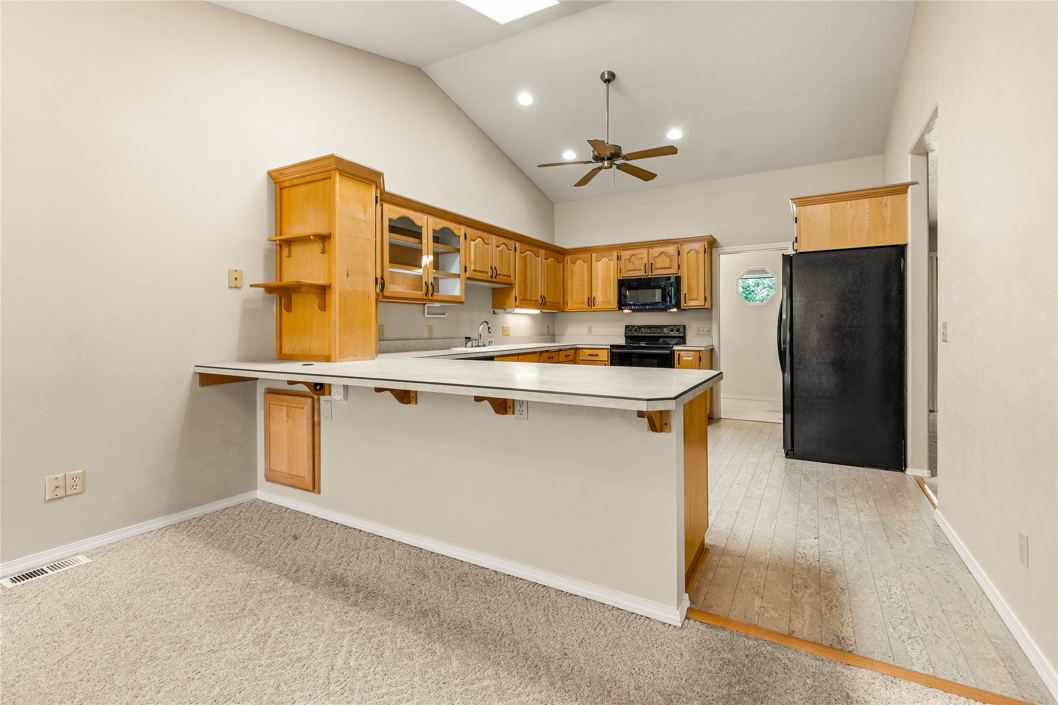 521 Arbor Drive Property Photo 14