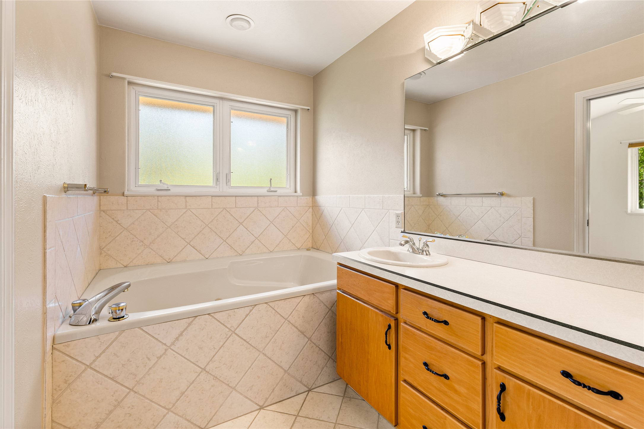 521 Arbor Drive Property Photo 32