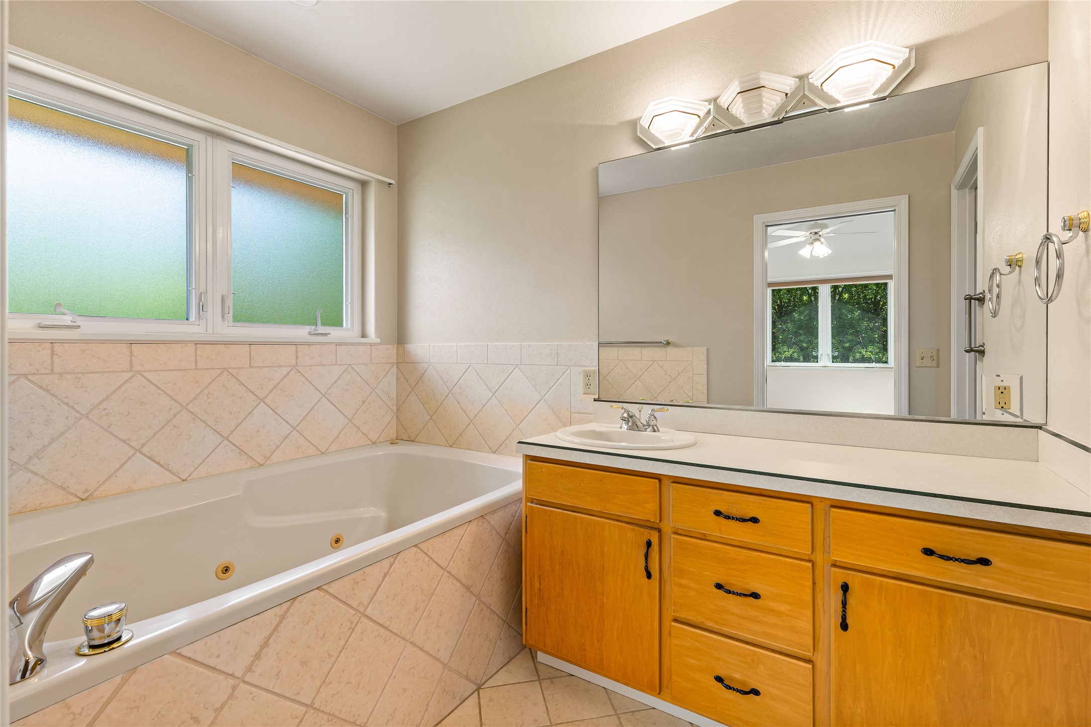 521 Arbor Drive Property Photo 34