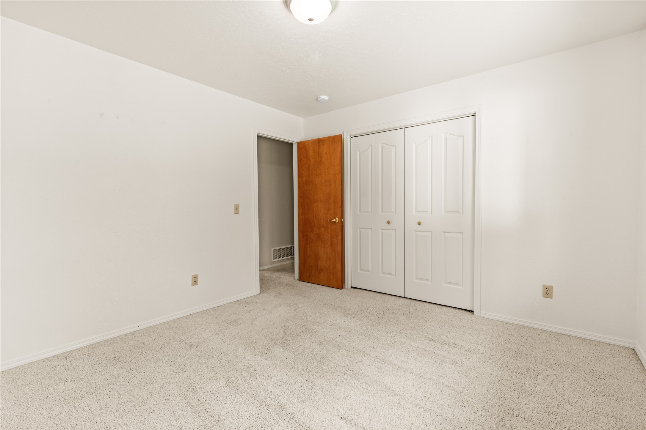 521 Arbor Drive Property Photo 37