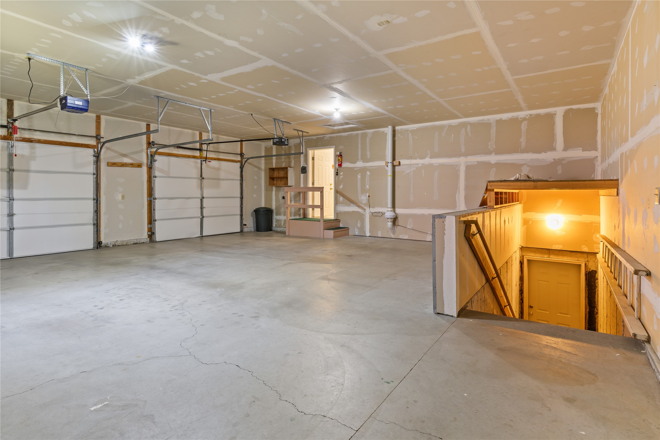 521 Arbor Drive Property Photo 57