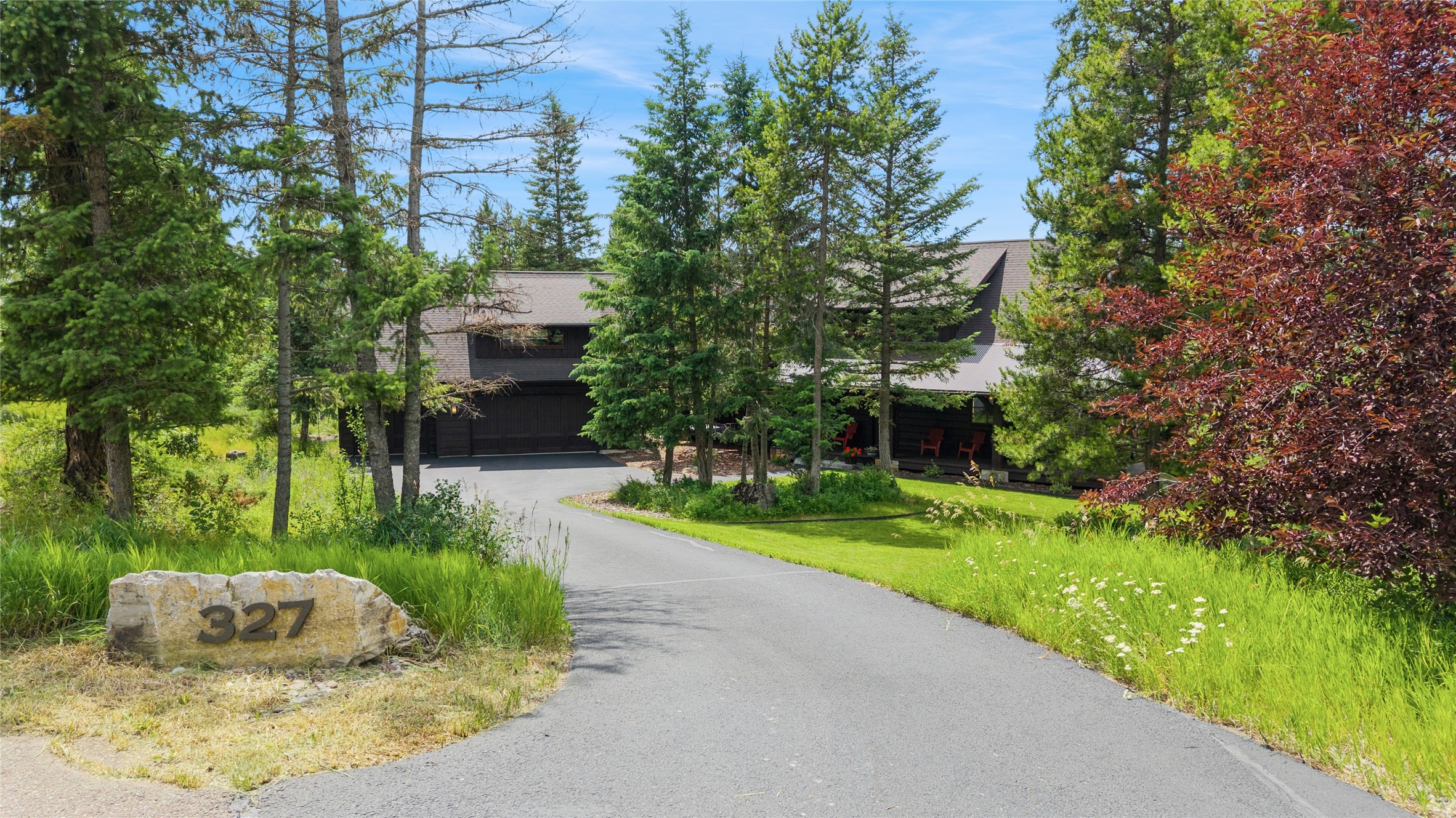 327 Bowdrie Trail Property Photo 1
