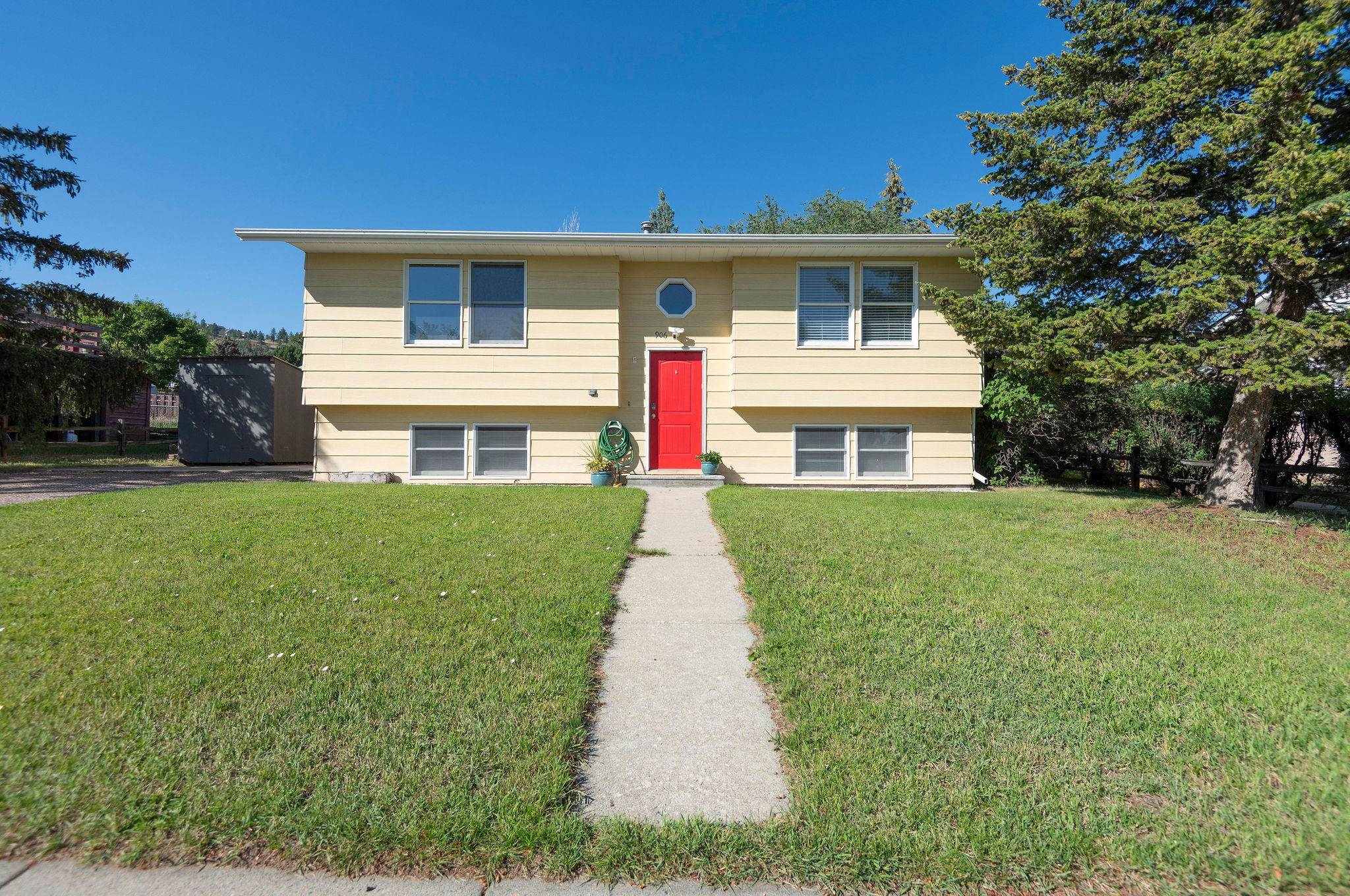 906 Saddle Drive Property Photo 1