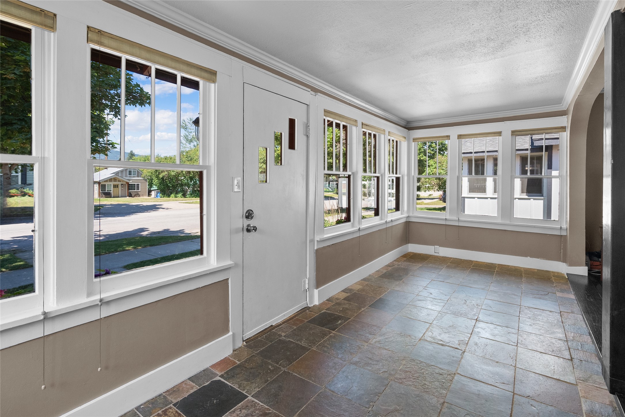 625 Columbia Avenue Property Photo 6