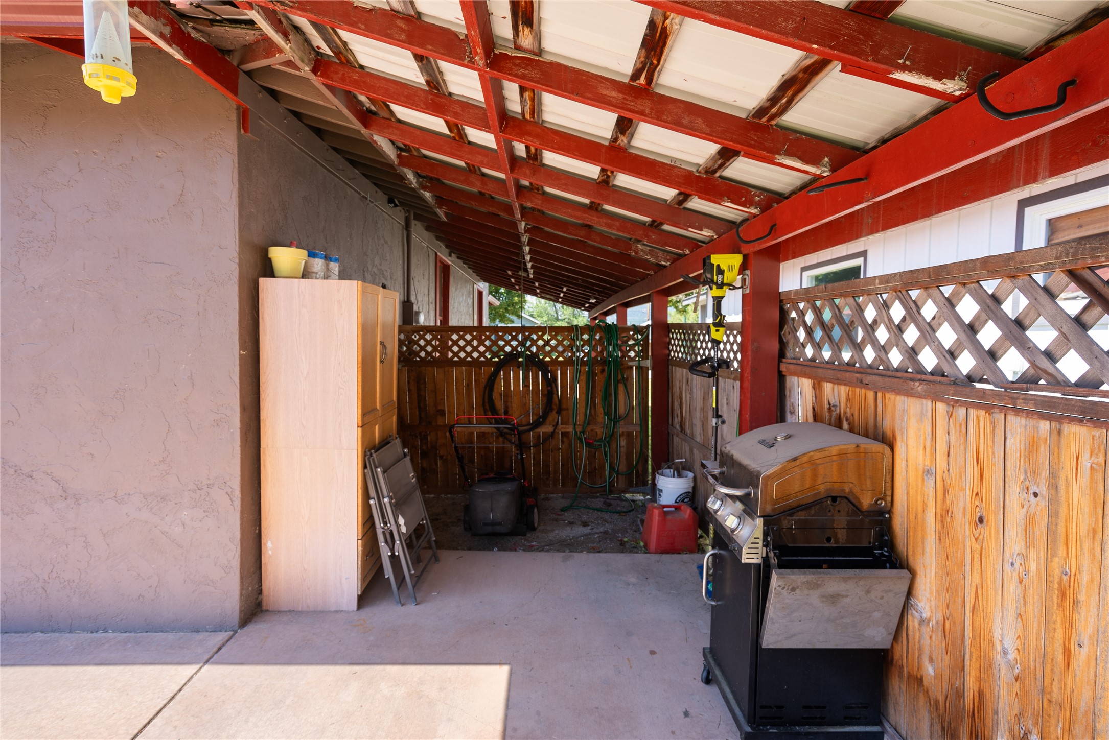 625 Columbia Avenue Property Photo 31