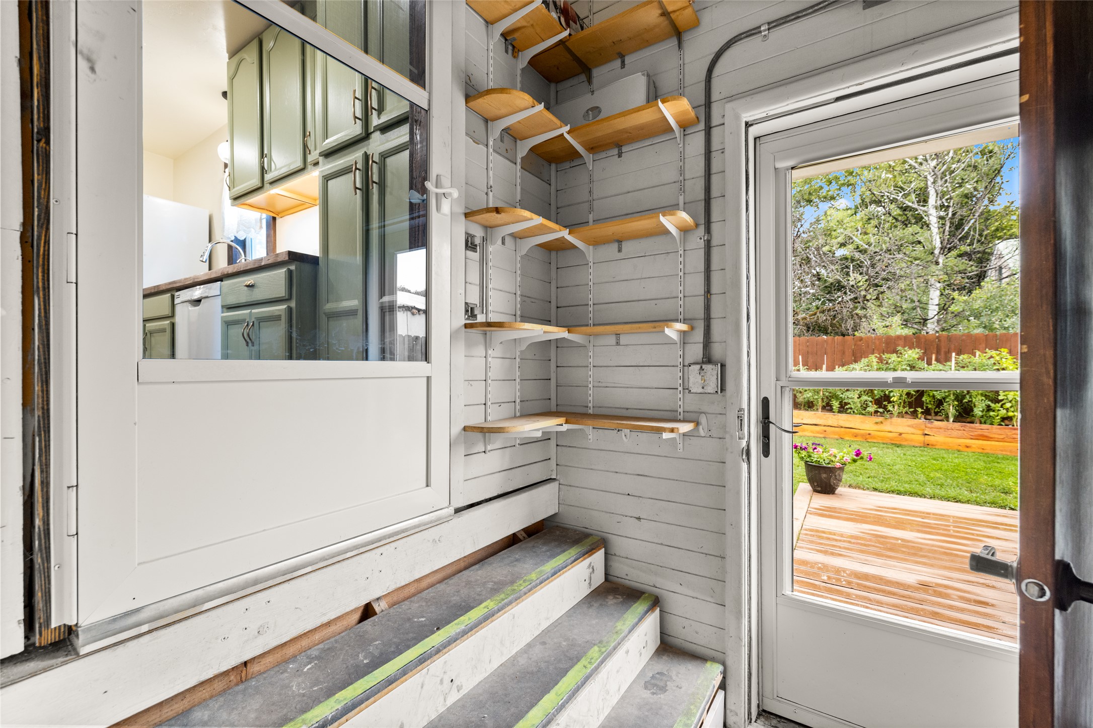 330 12th Street E Property Photo 32