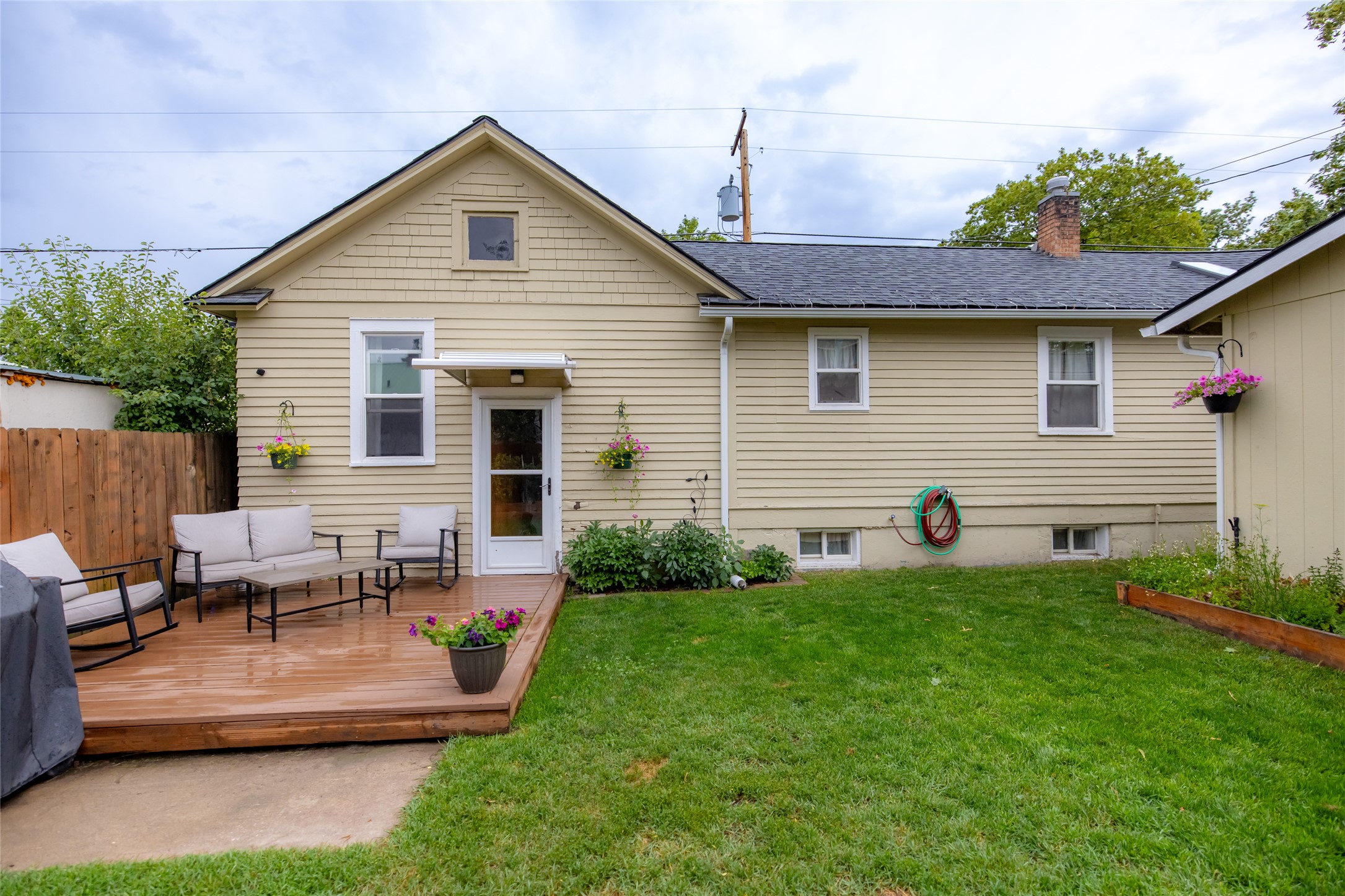 330 12th Street E Property Photo 35