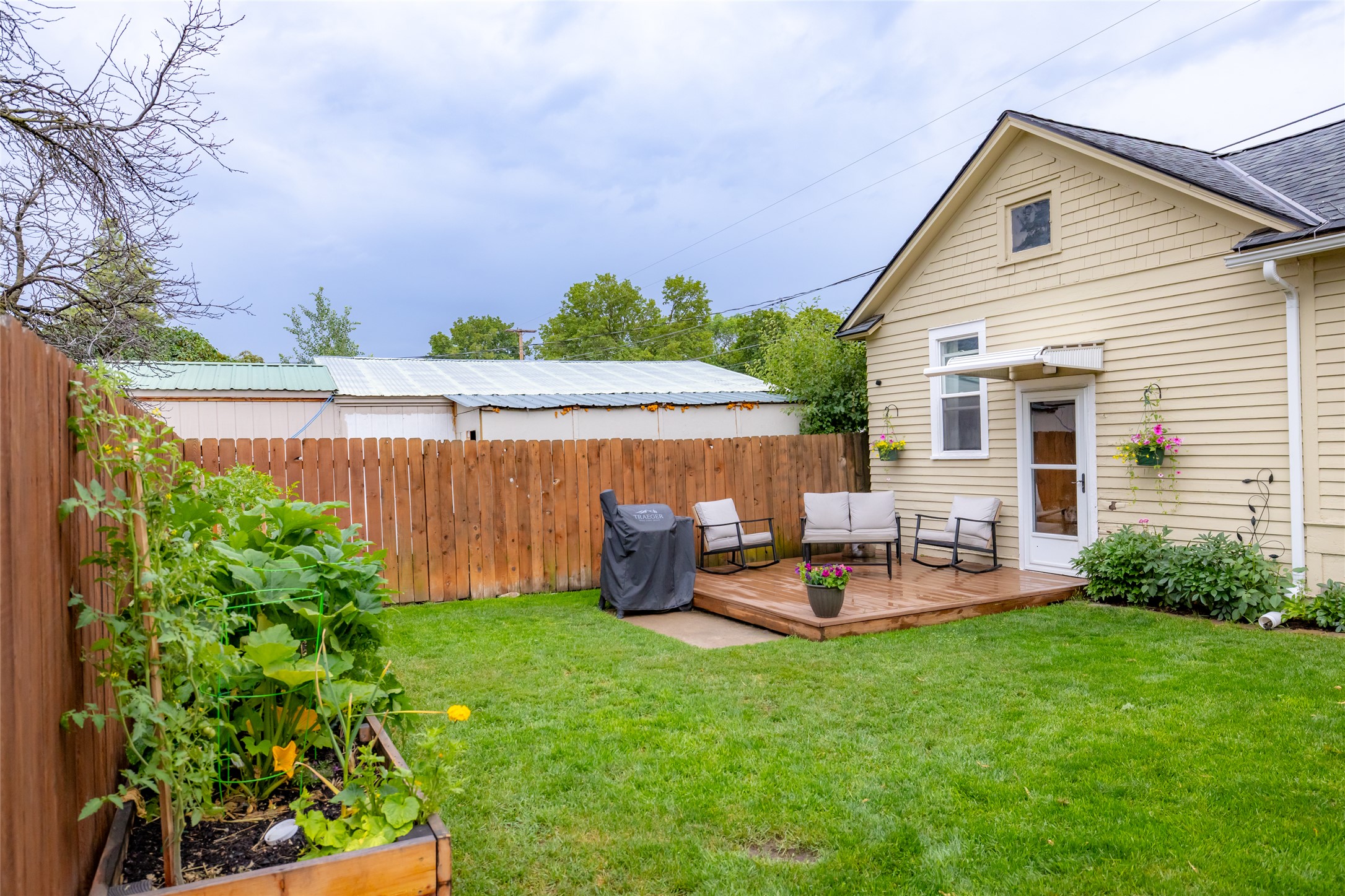 330 12th Street E Property Photo 36