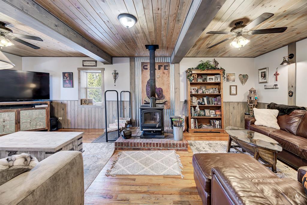 13004 Alpine Lane Property Photo 1
