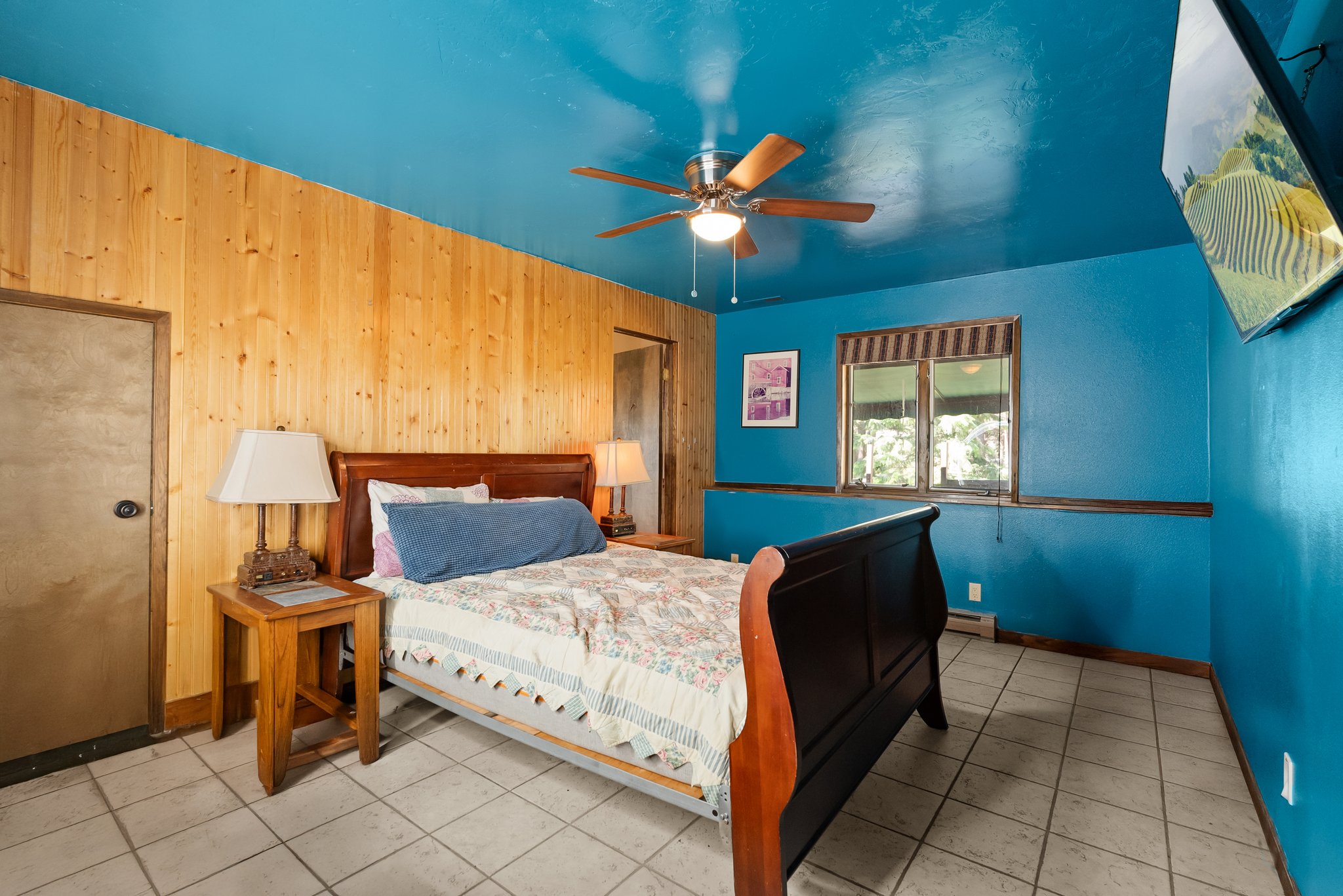 369 S Eighty Drive Property Photo 9