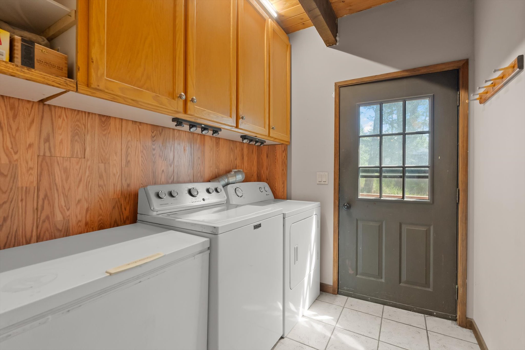 369 S Eighty Drive Property Photo 15