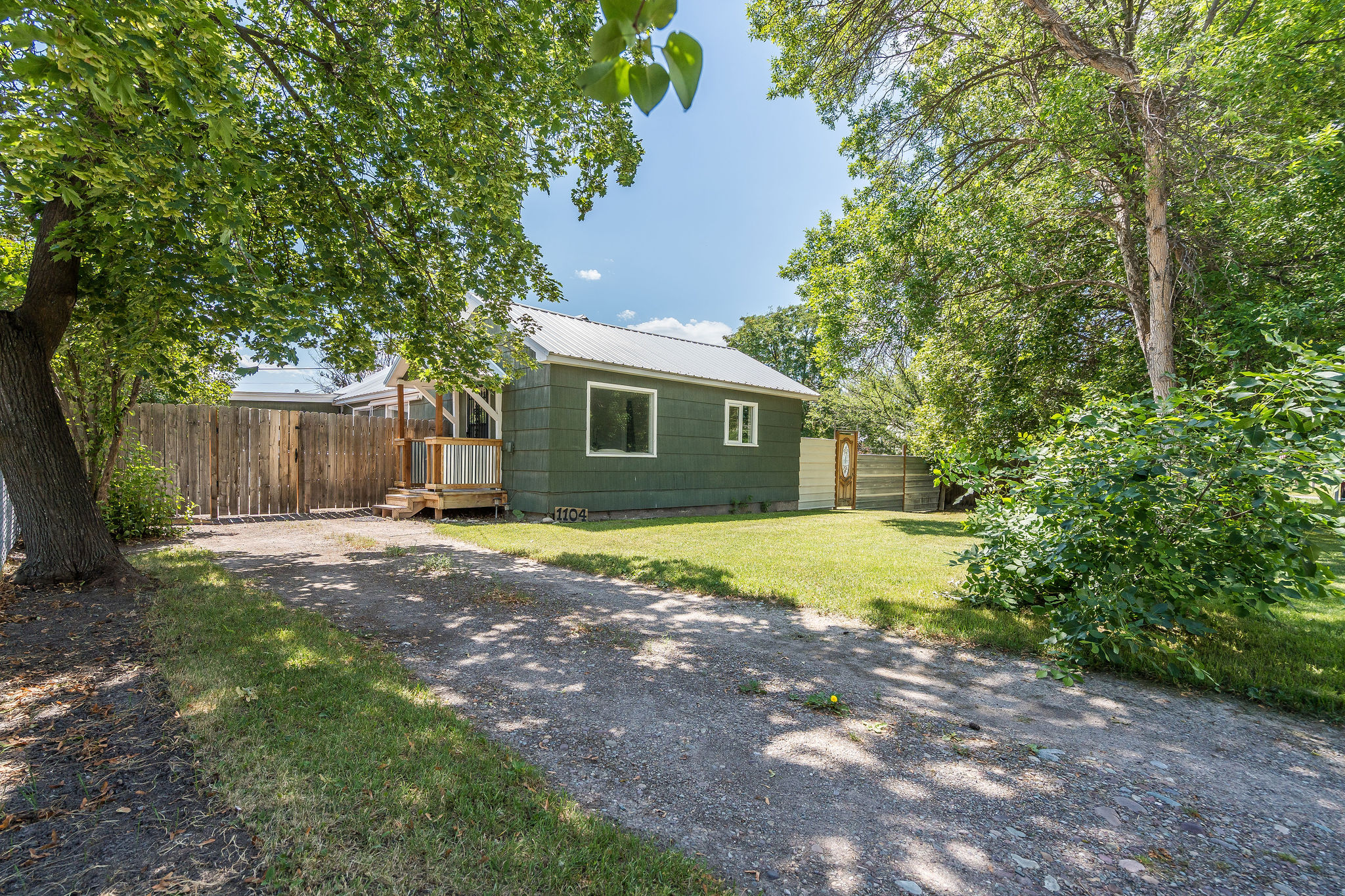 1104 6th Street W Property Photo
