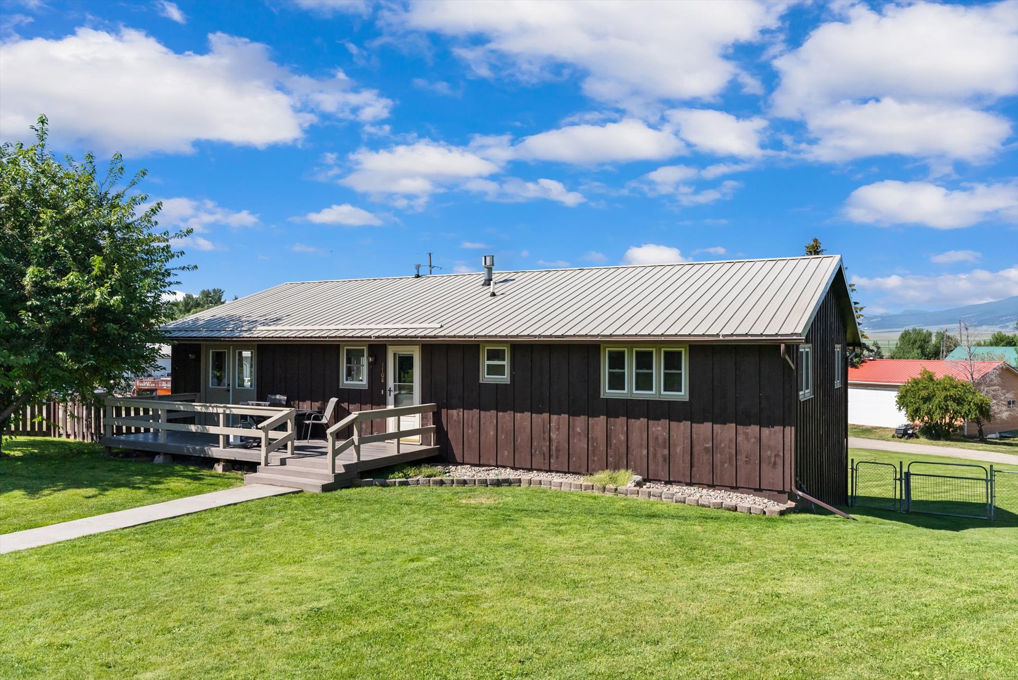 1108 Copper Court Property Photo 1