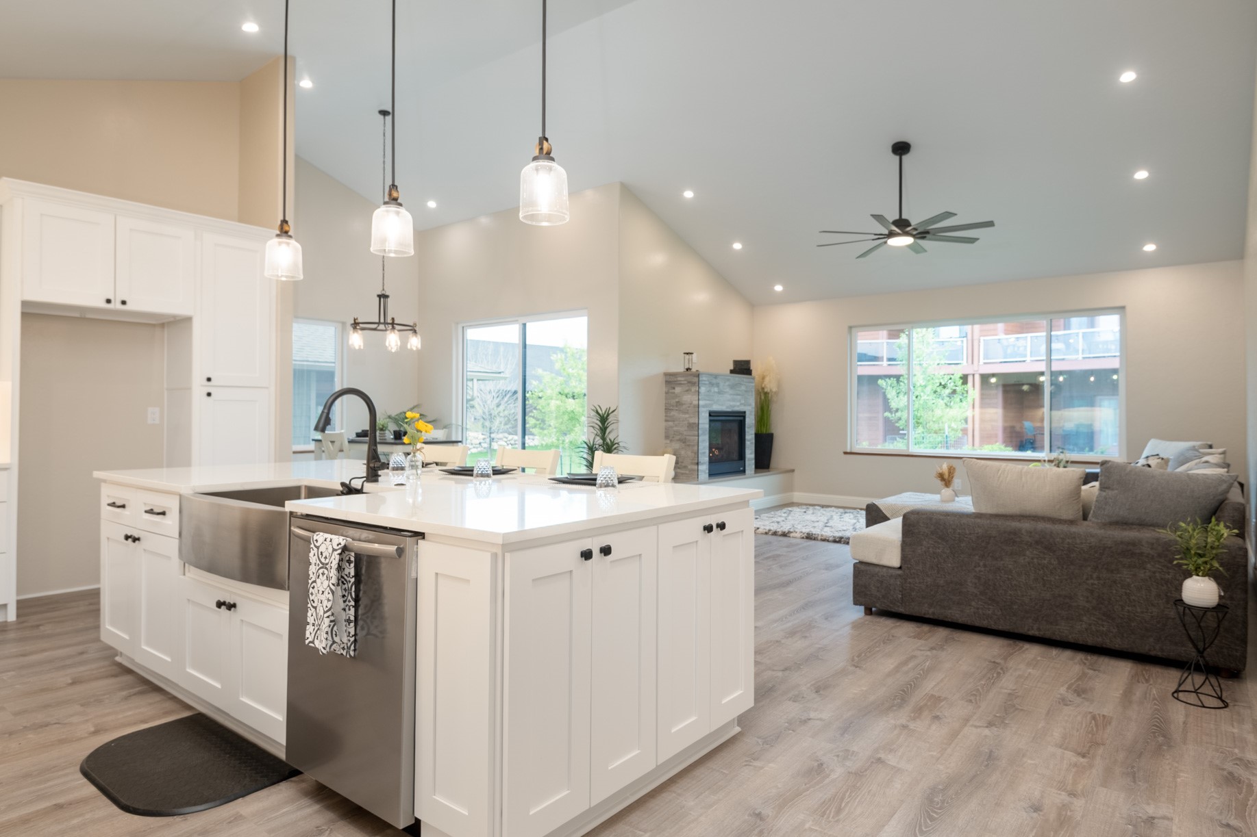 412 White Fox Run Property Photo 12