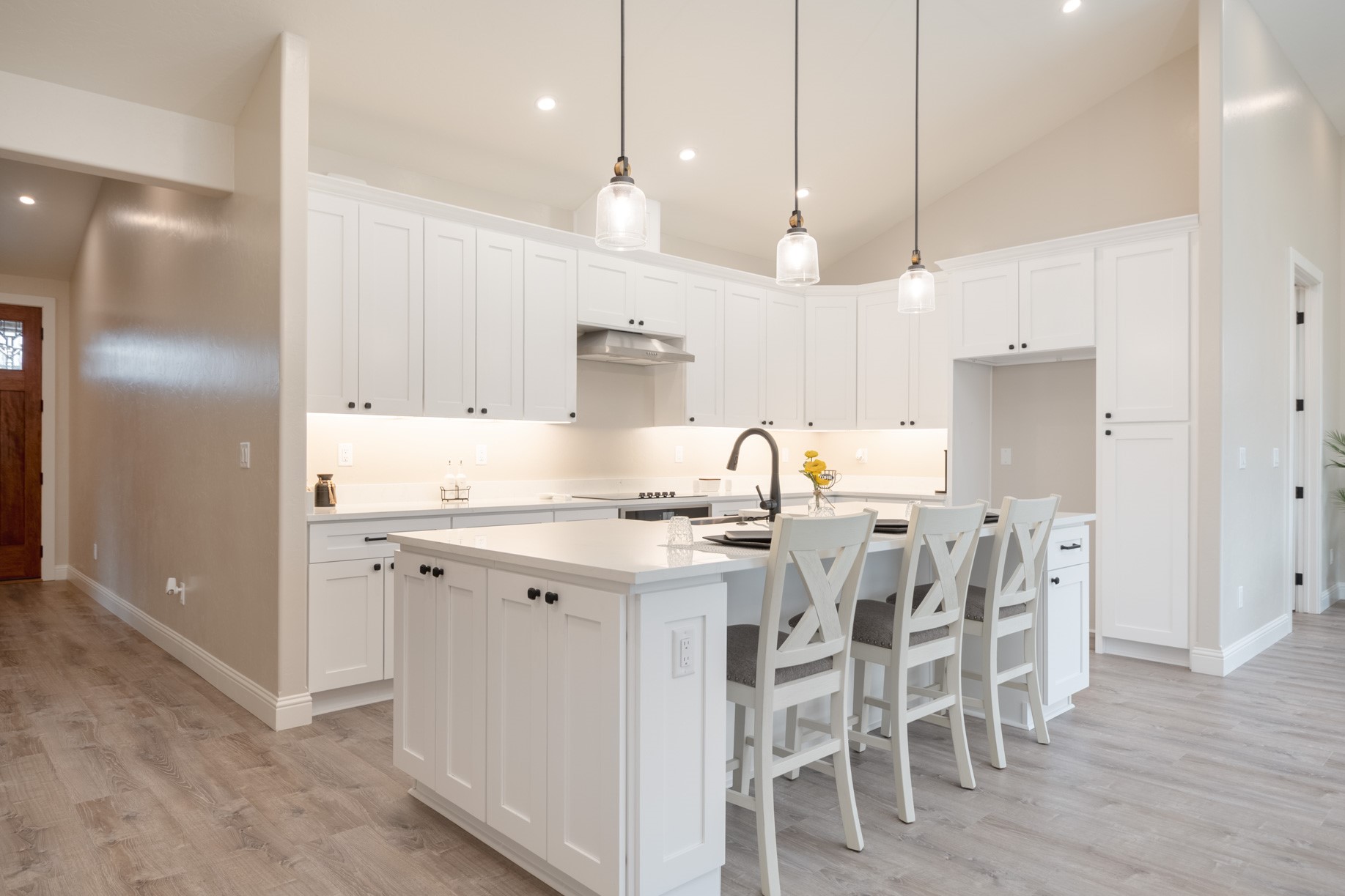 412 White Fox Run Property Photo 13