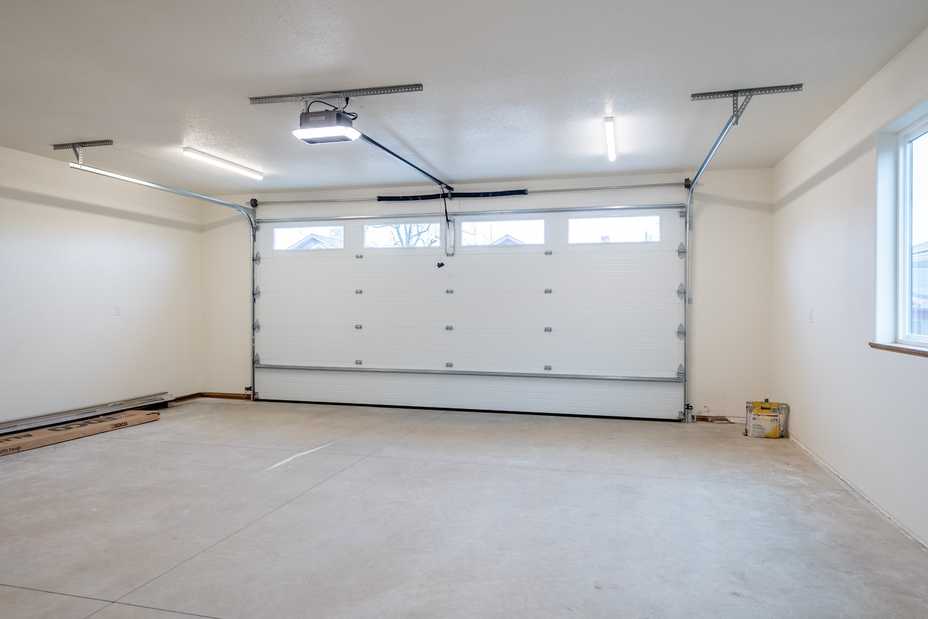 412 White Fox Run Property Photo 33