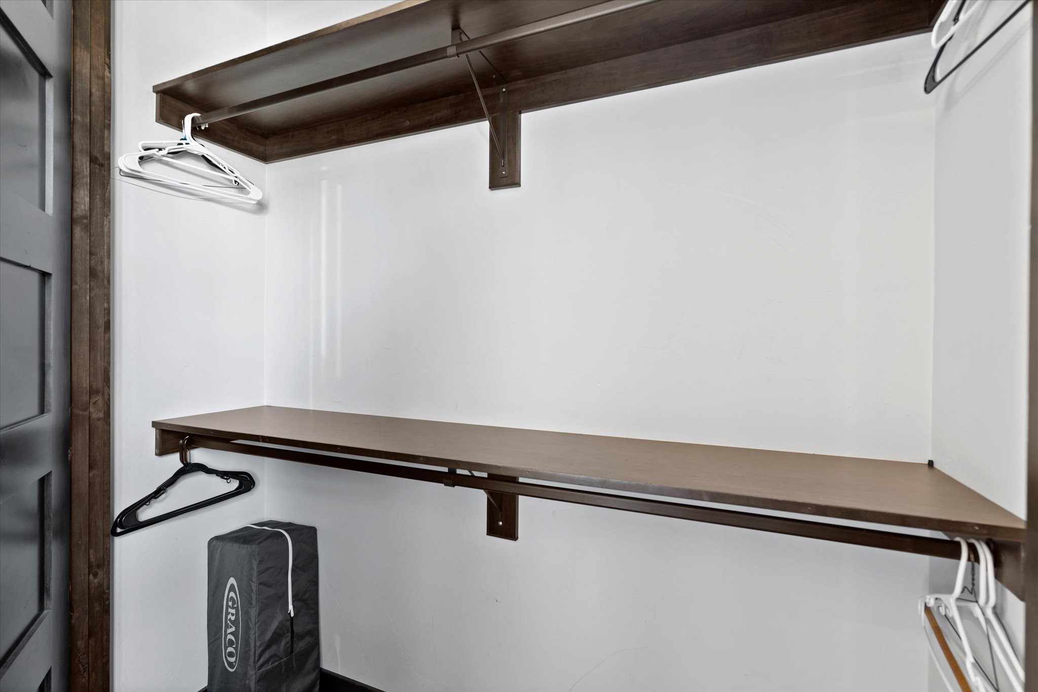 214 E 2nd Street 301 Property Photo 27