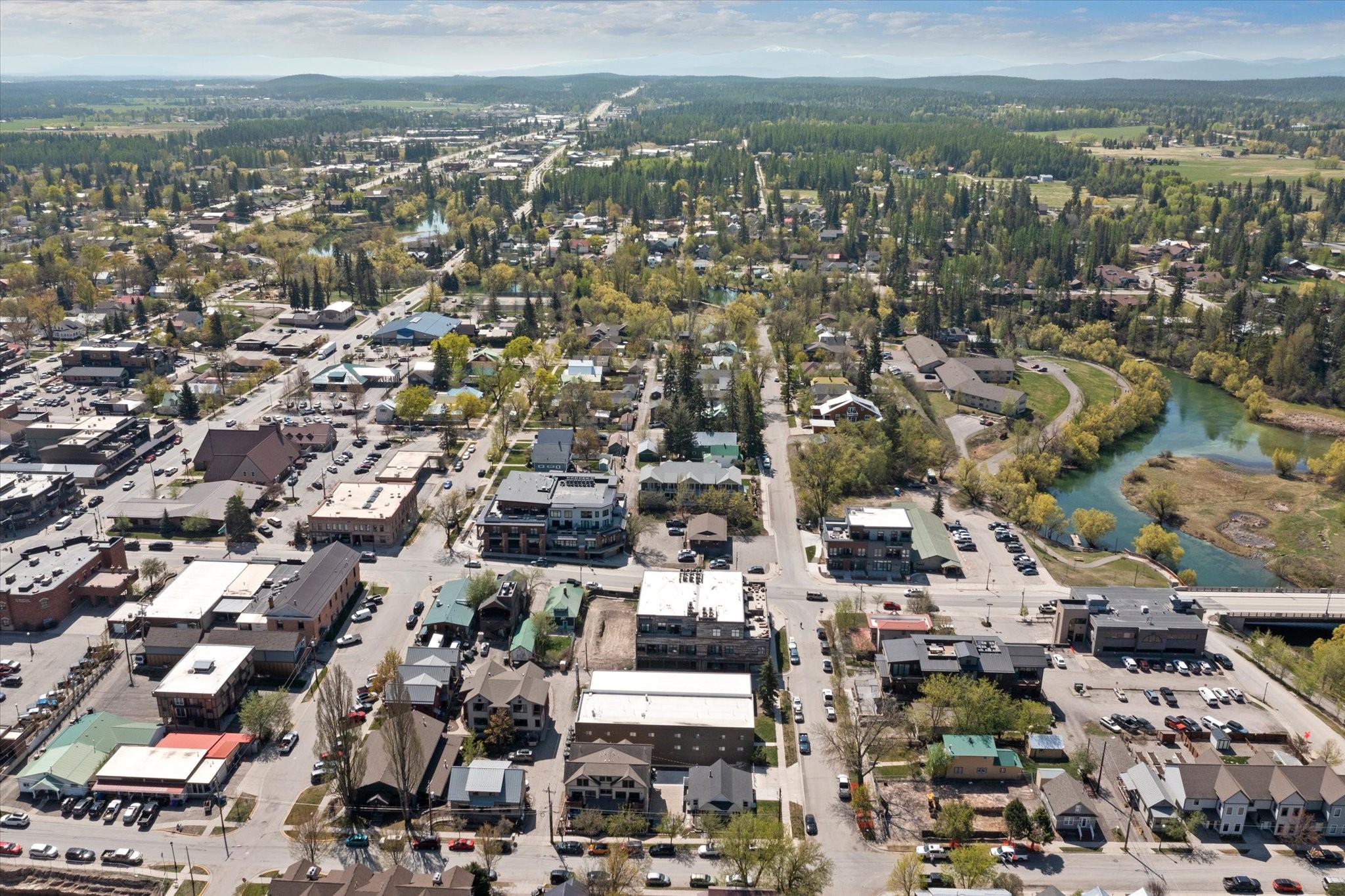 214 E 2nd Street 301 Property Photo 42
