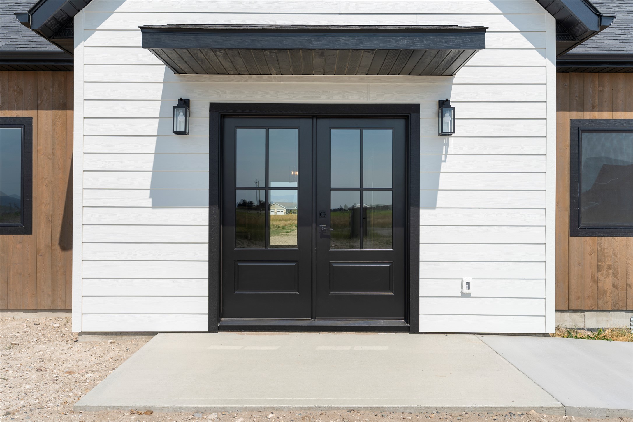 5 Stoney Trail Property Photo 1