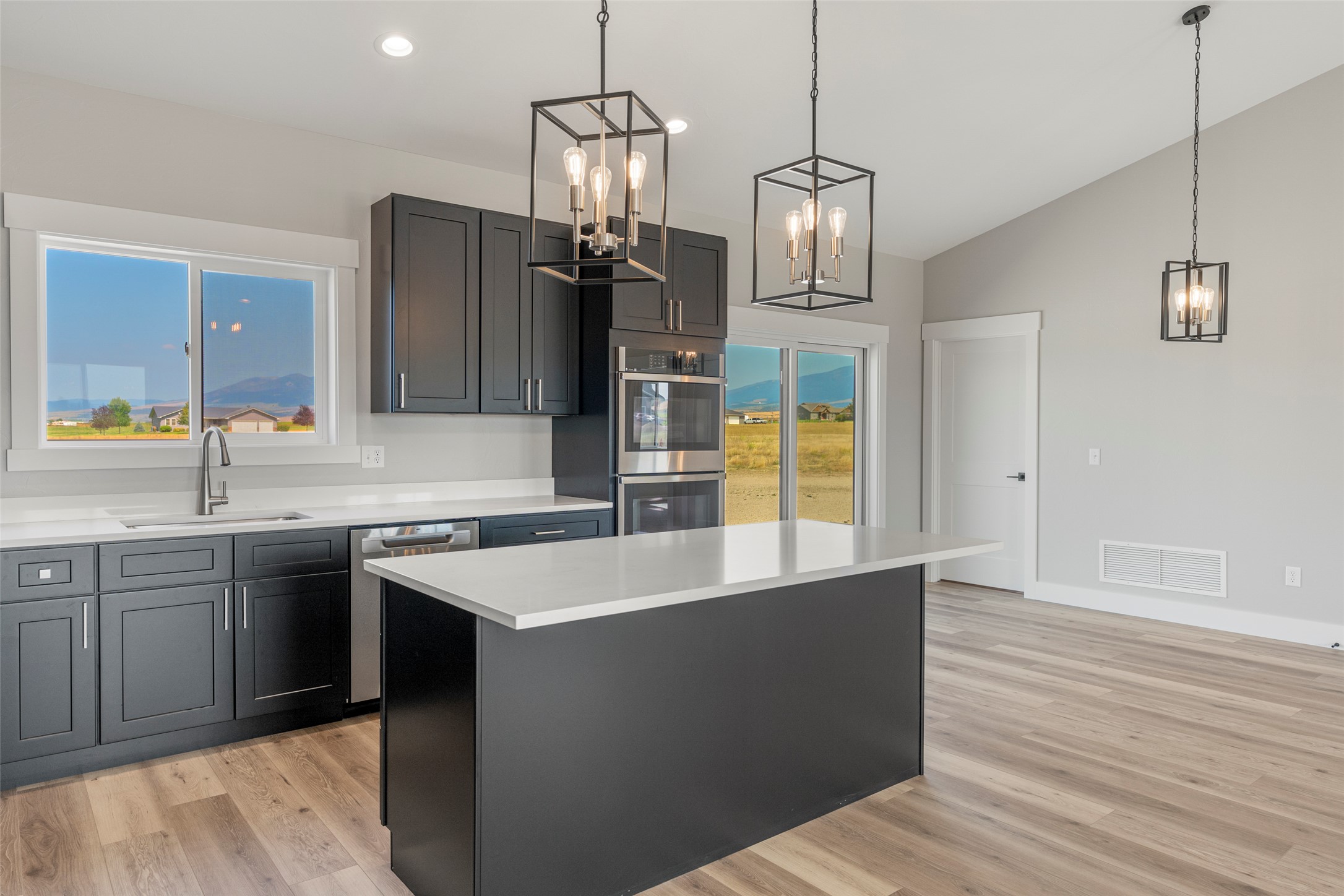 5 Stoney Trail Property Photo 15