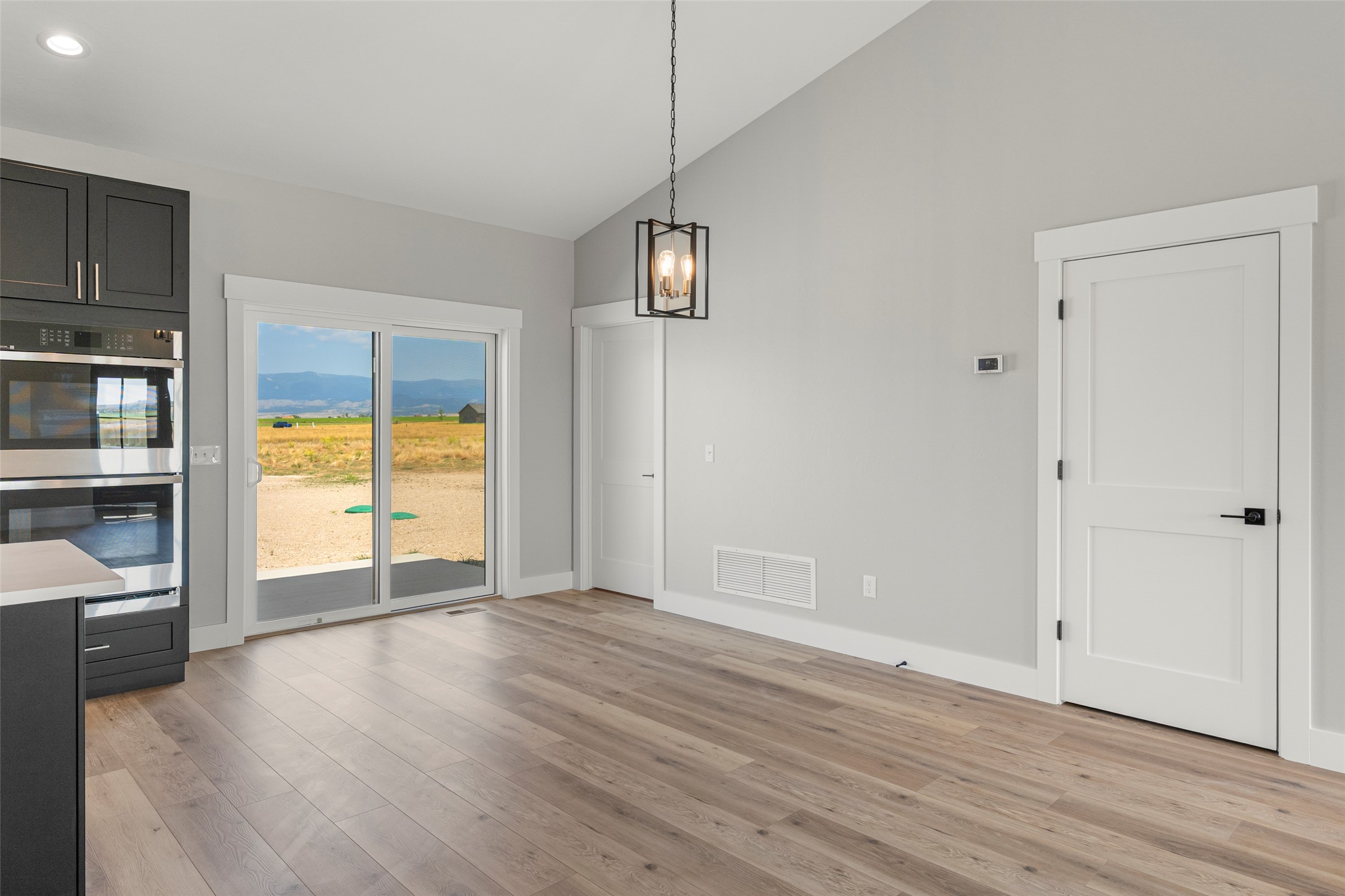 5 Stoney Trail Property Photo 16