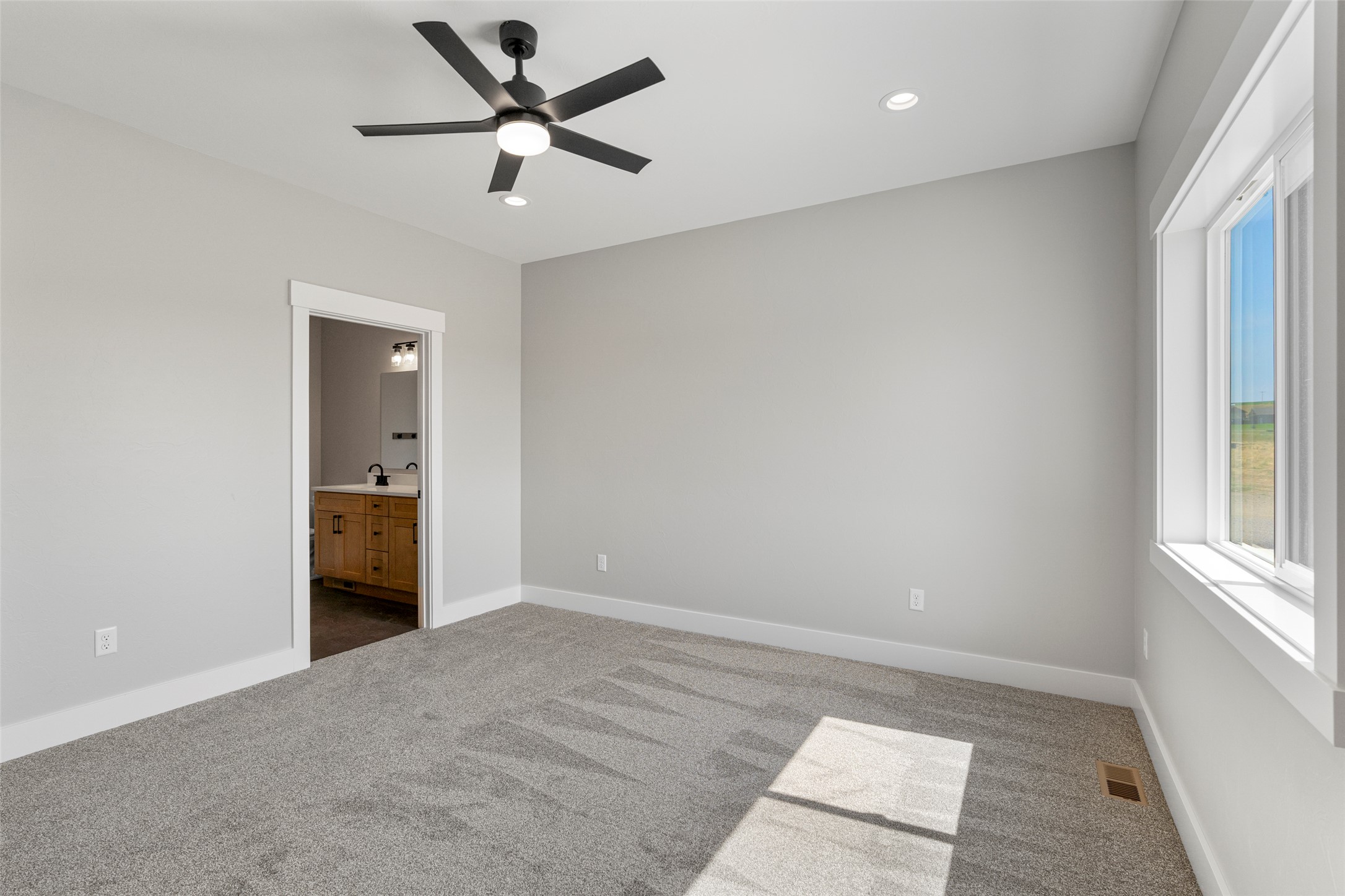 5 Stoney Trail Property Photo 20