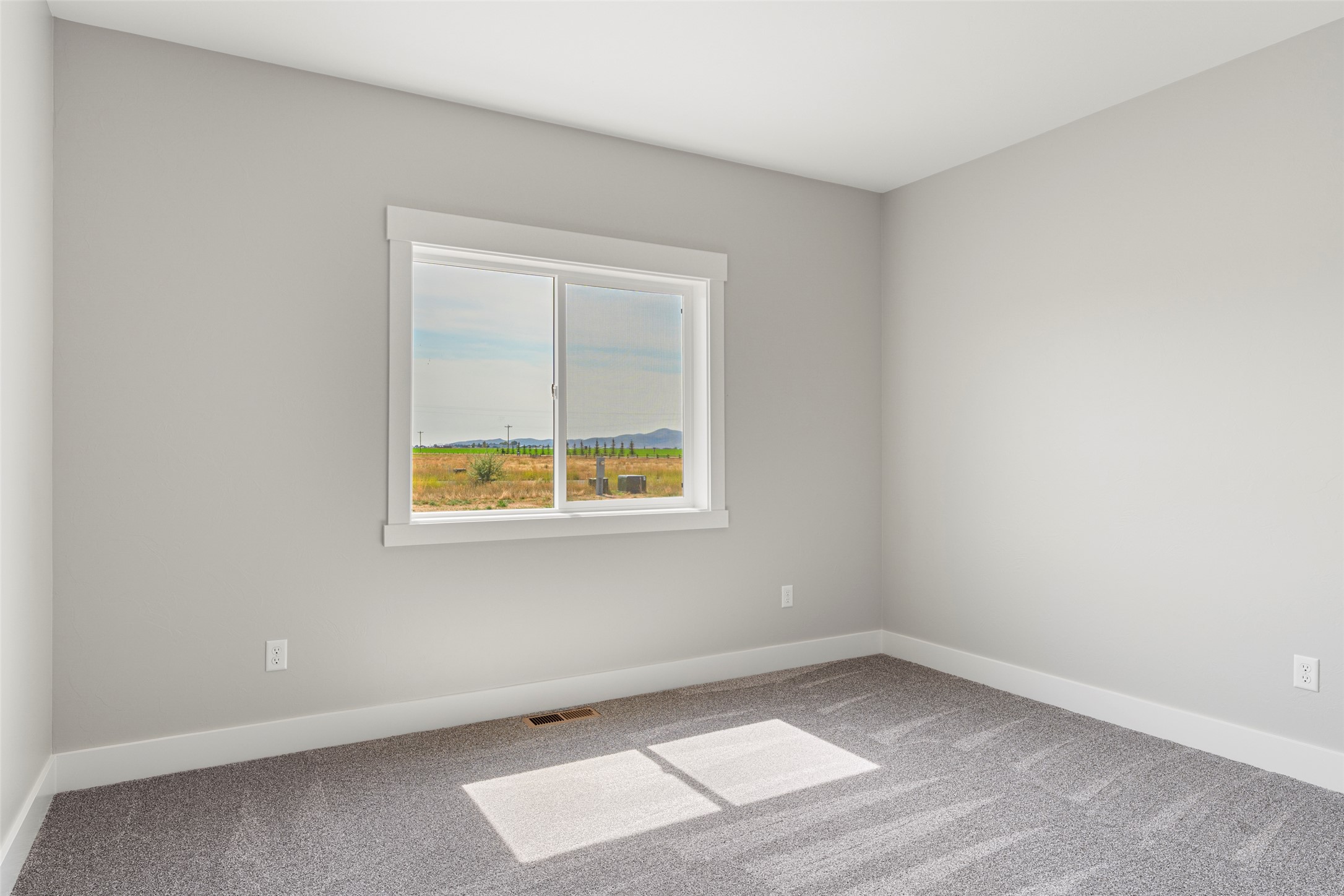5 Stoney Trail Property Photo 32