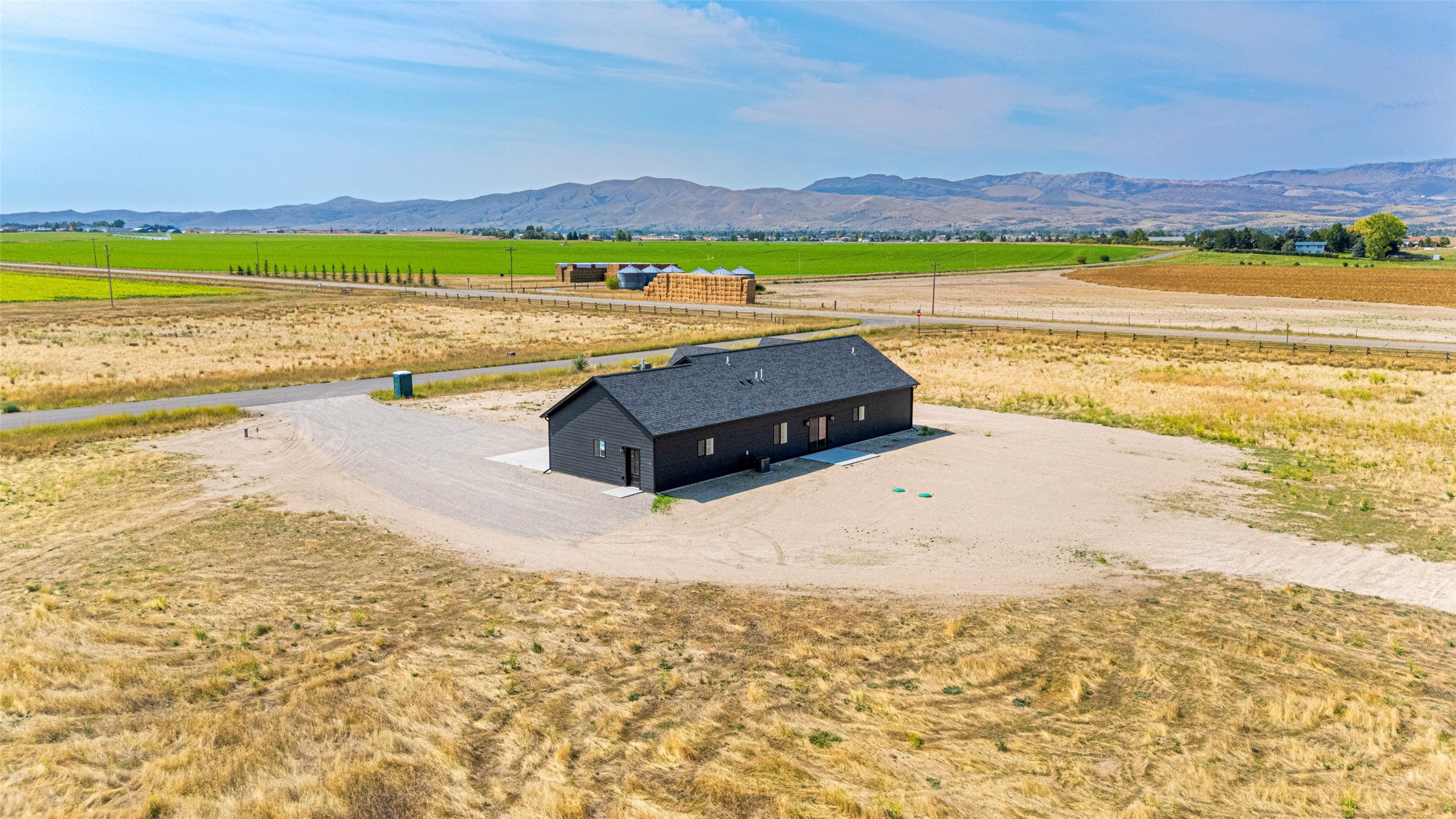 5 Stoney Trail Property Photo 44