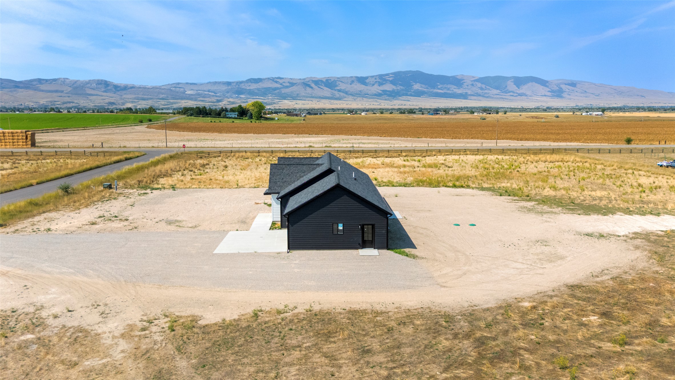 5 Stoney Trail Property Photo 45