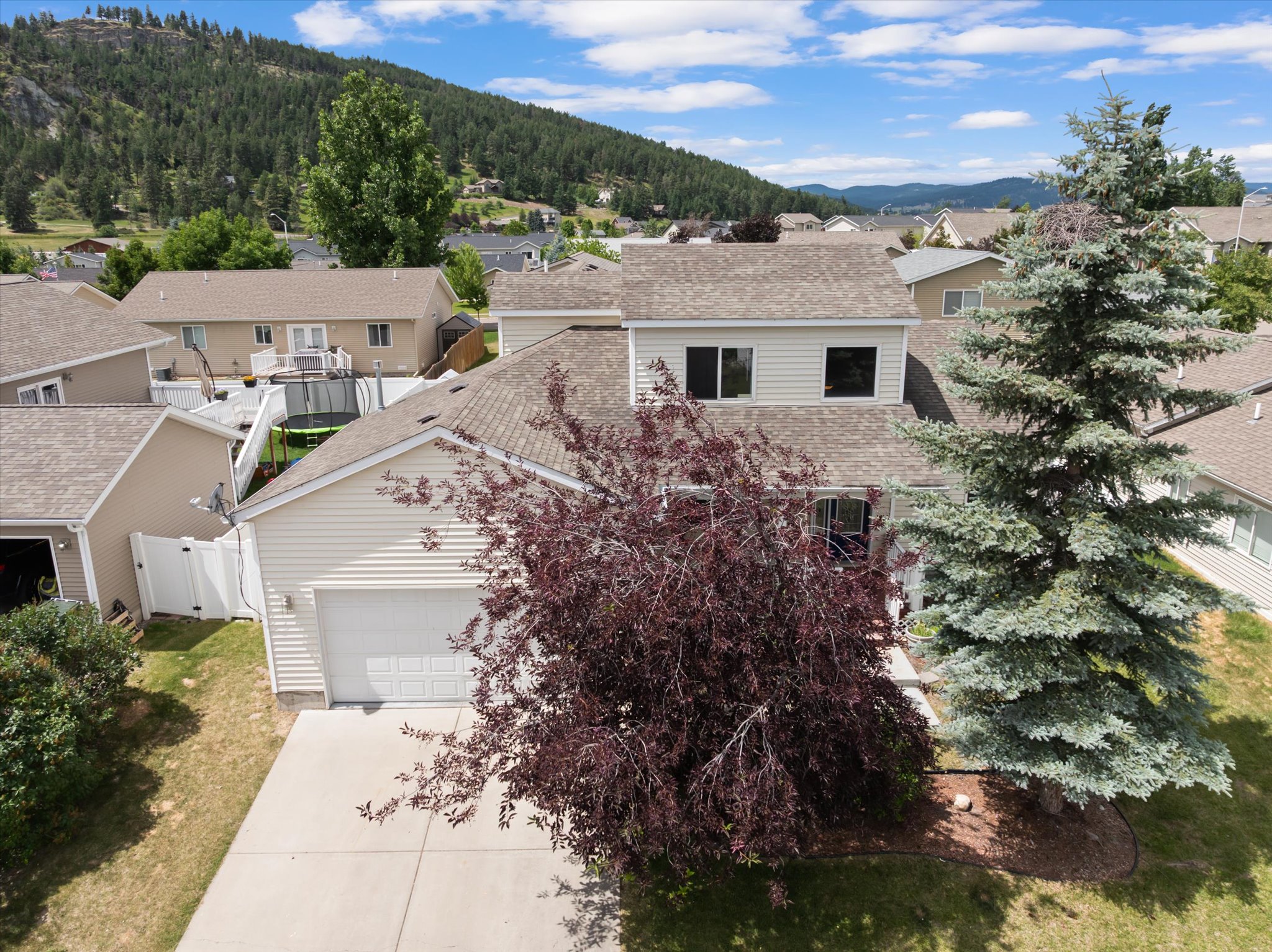 112 Boise Avenue Property Photo 4