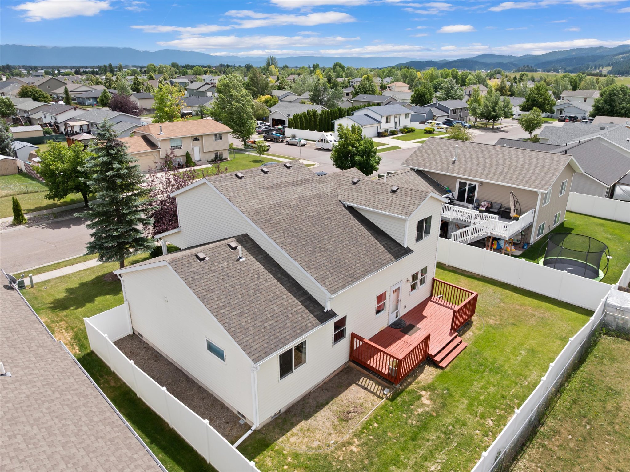 112 Boise Avenue Property Photo 32