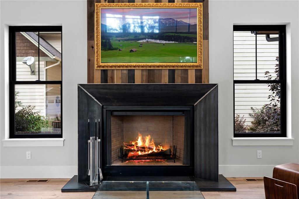 5082 Portage Way Property Photo 8