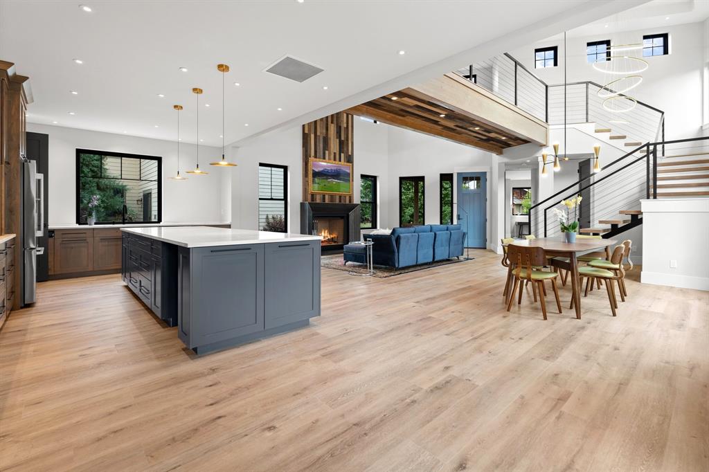 5082 Portage Way Property Photo 12