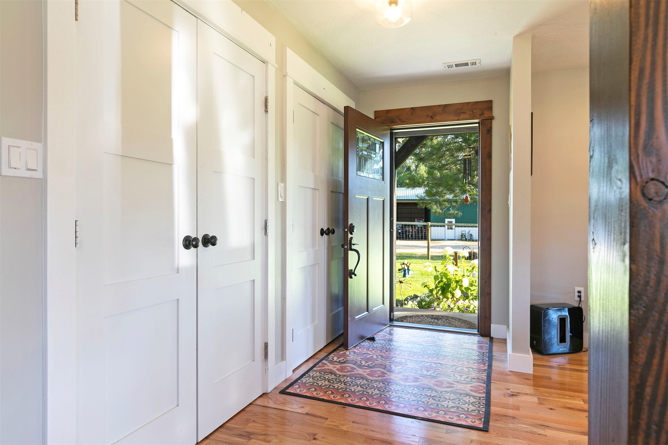 4354 Carolin Lane Property Photo 5