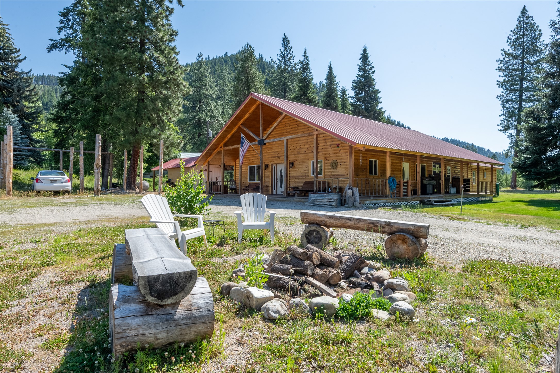 307 De Borgia - Haugen Frontage Road Property Photo 3